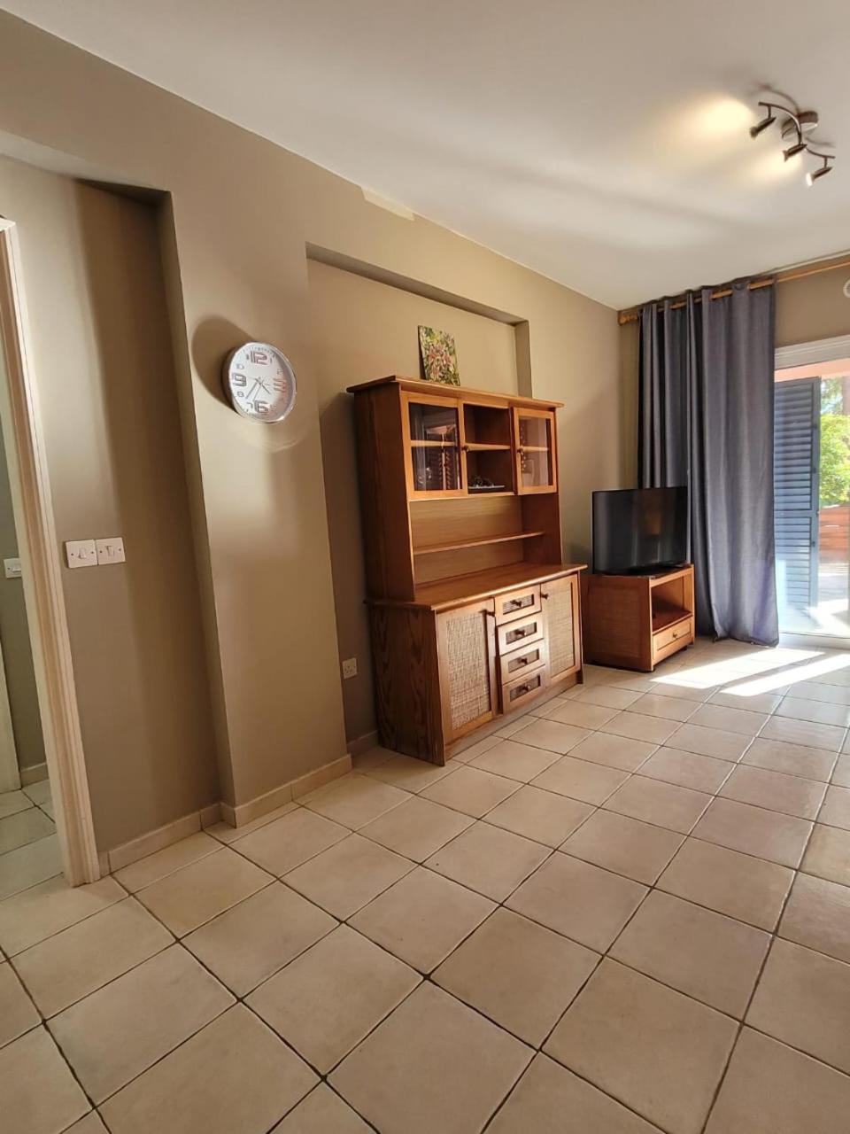Apartment Limnaria Gardens Paphos, Near Paphos