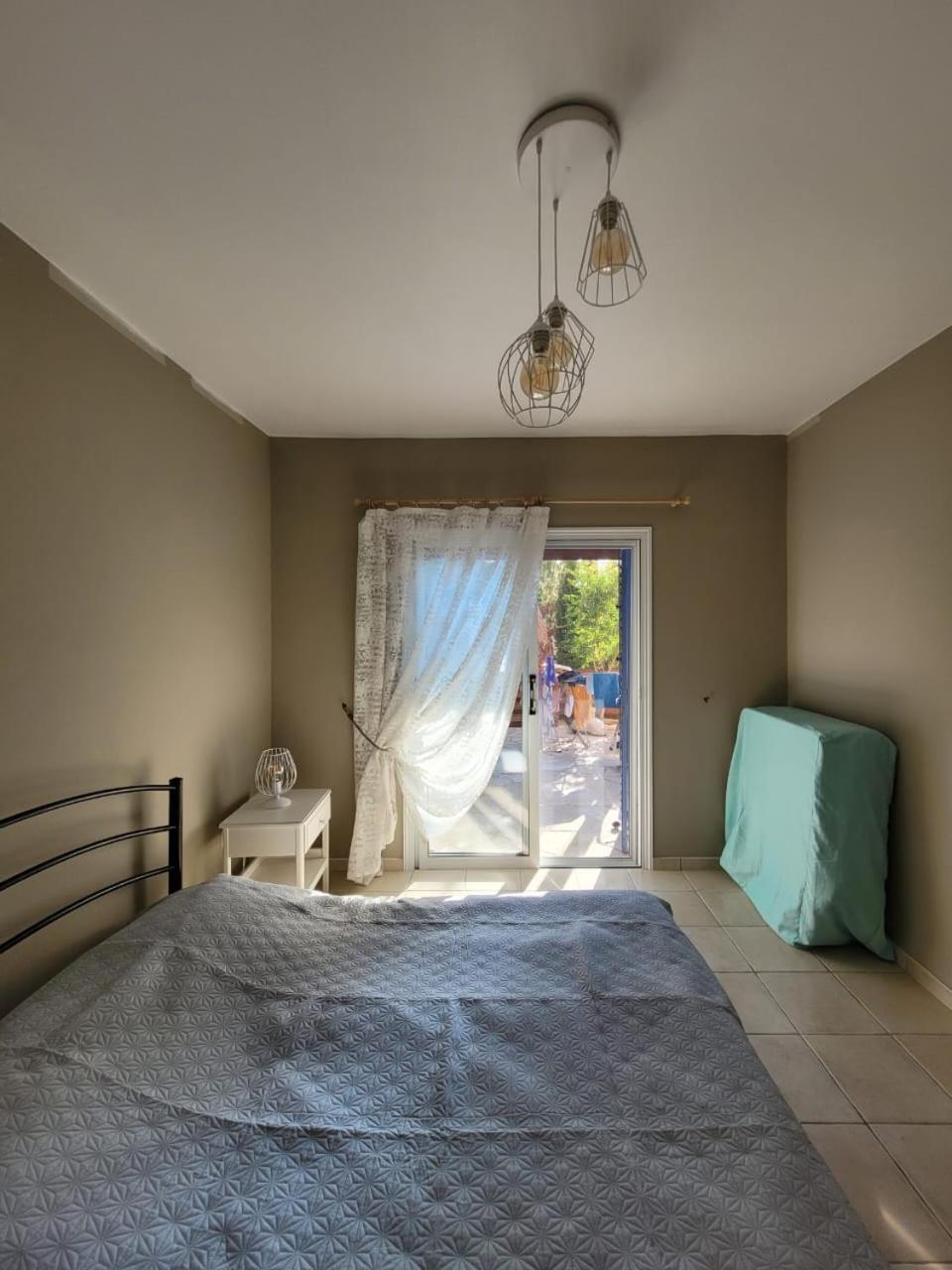 Limnaria Gardens Paphos, Near Apartment *