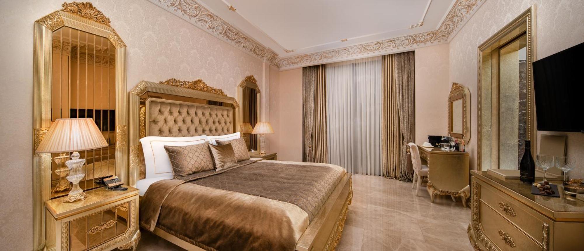 Les Ambassadeurs Casino&marina Hotel