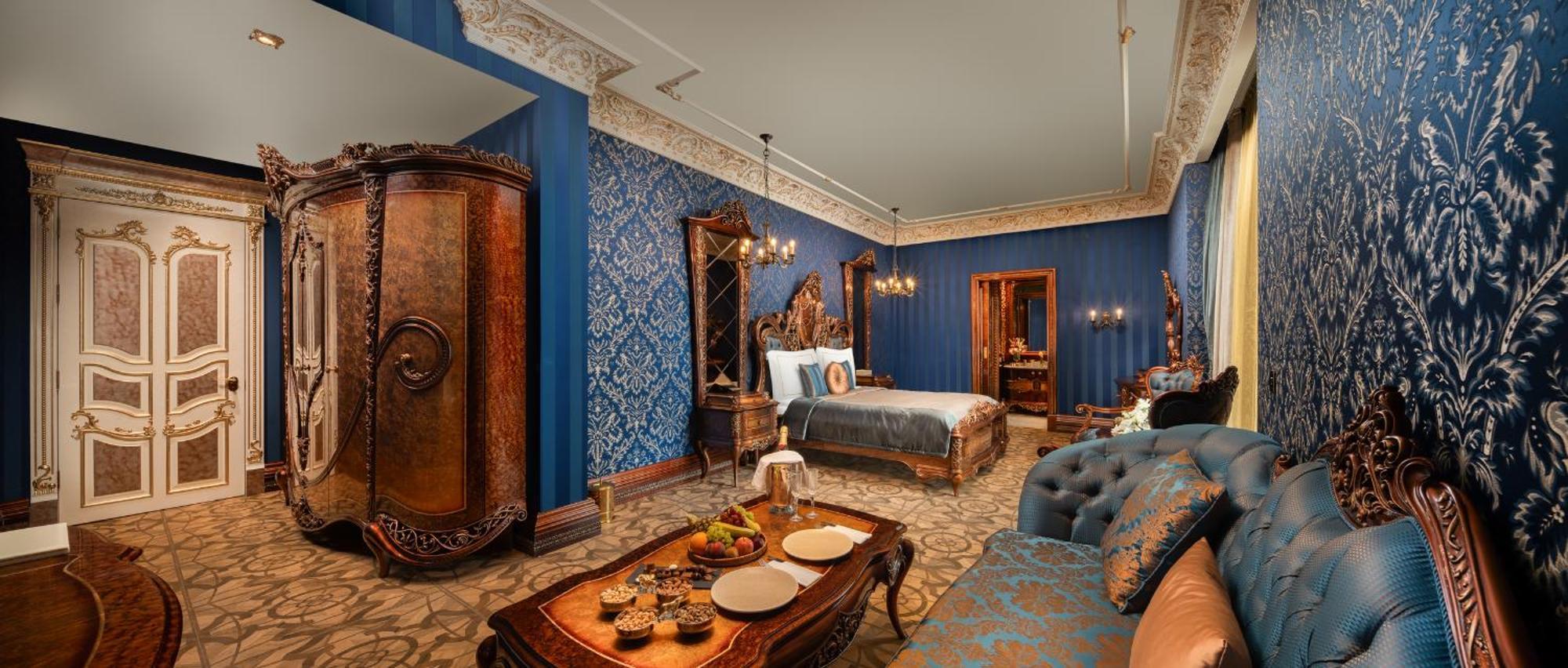 Les Ambassadeurs Casino&marina Hotel