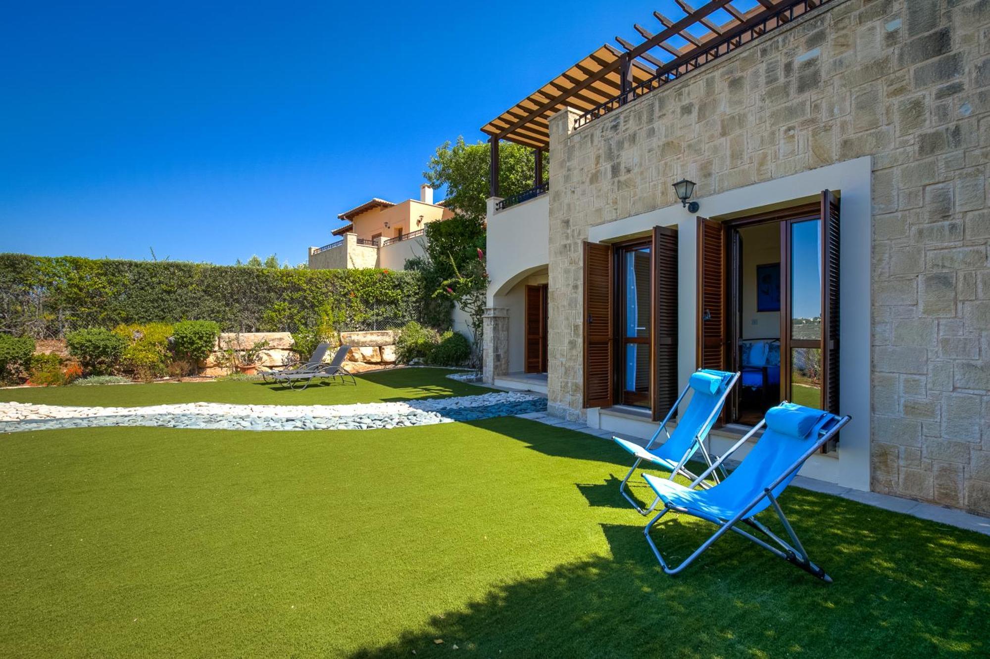 Fantastic Junior Cz02 Salamis With Gorgeous Views, Aphrodite Hills