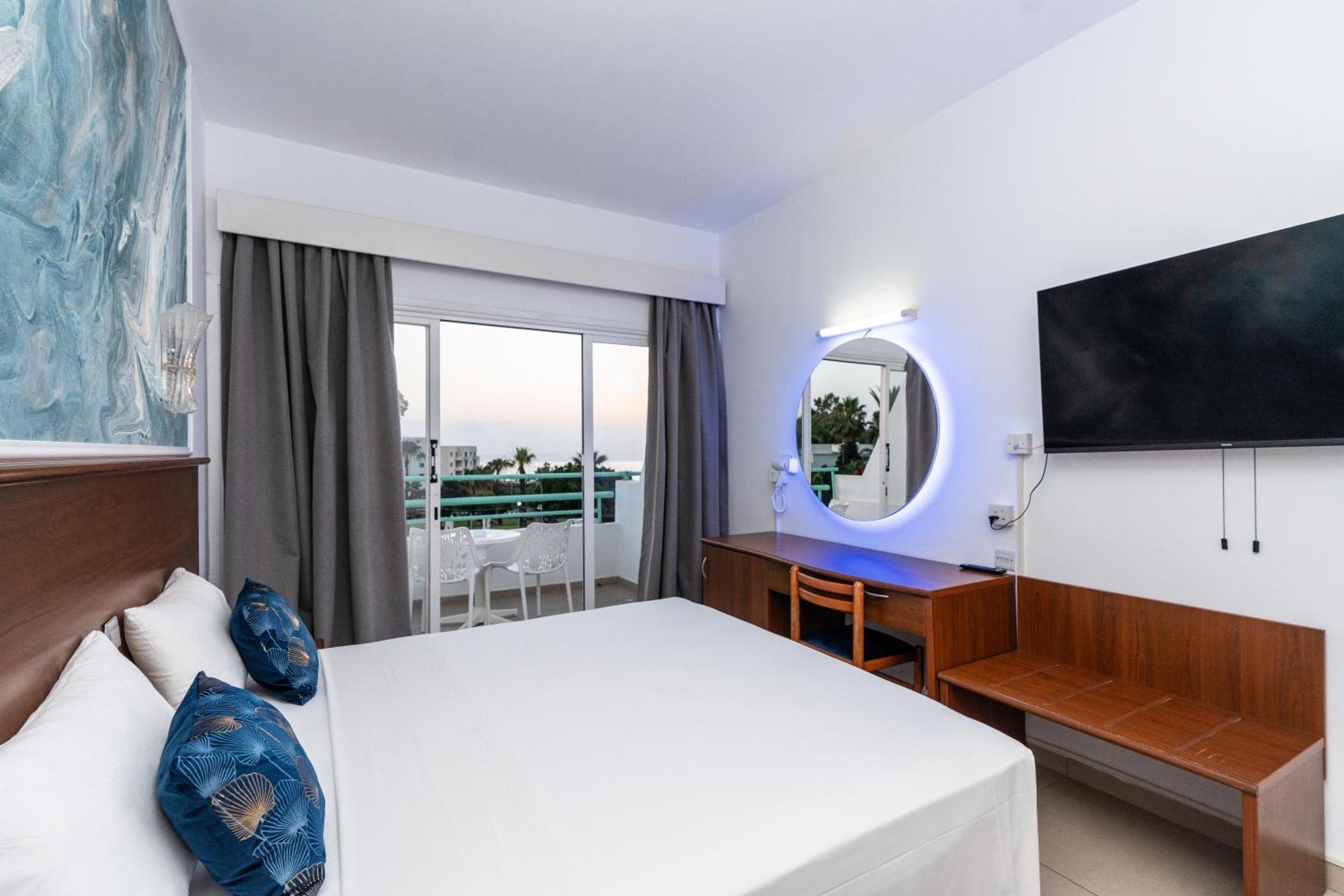 Hotel Adelais Bay Protaras