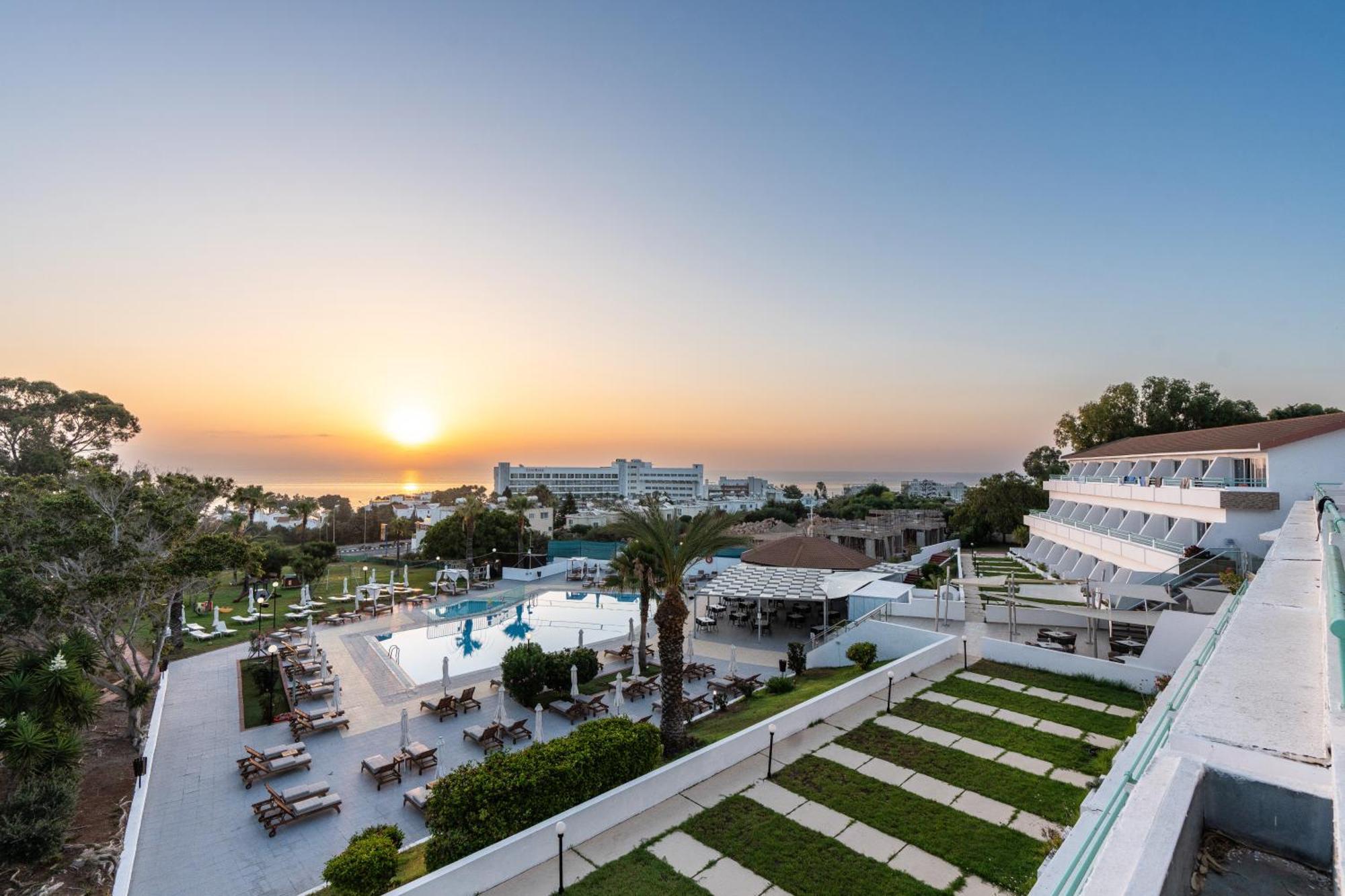Adelais Bay Hotel Protaras