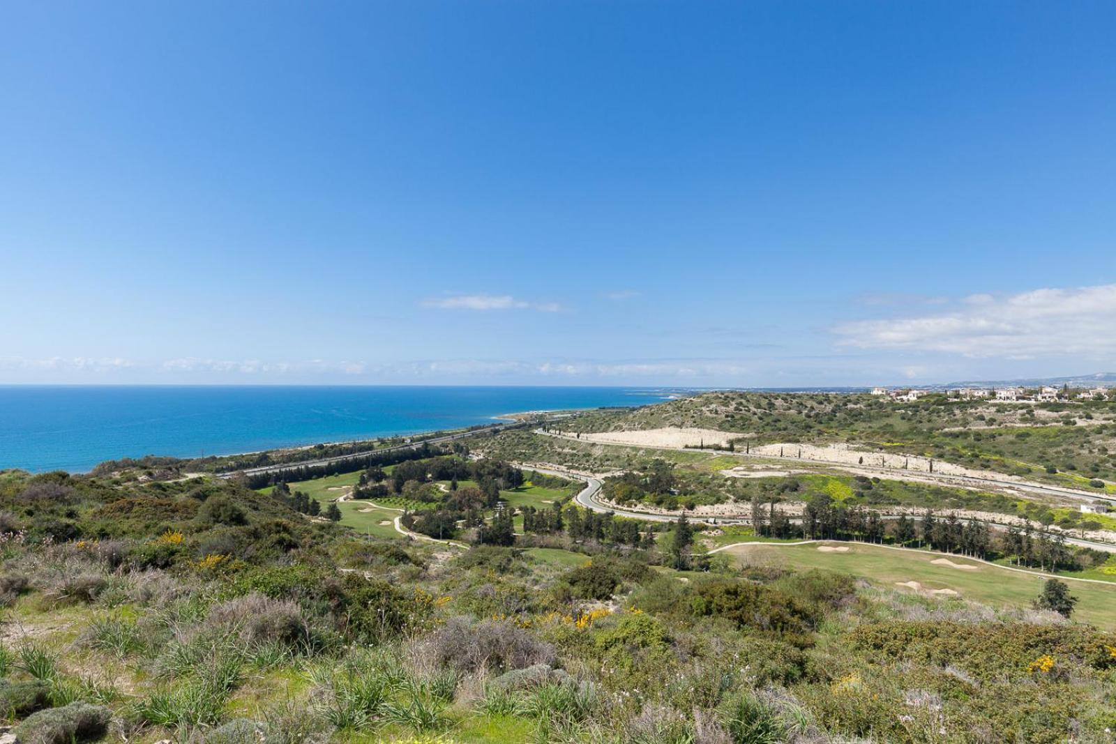 Resort Aphrodite Hills - Junior