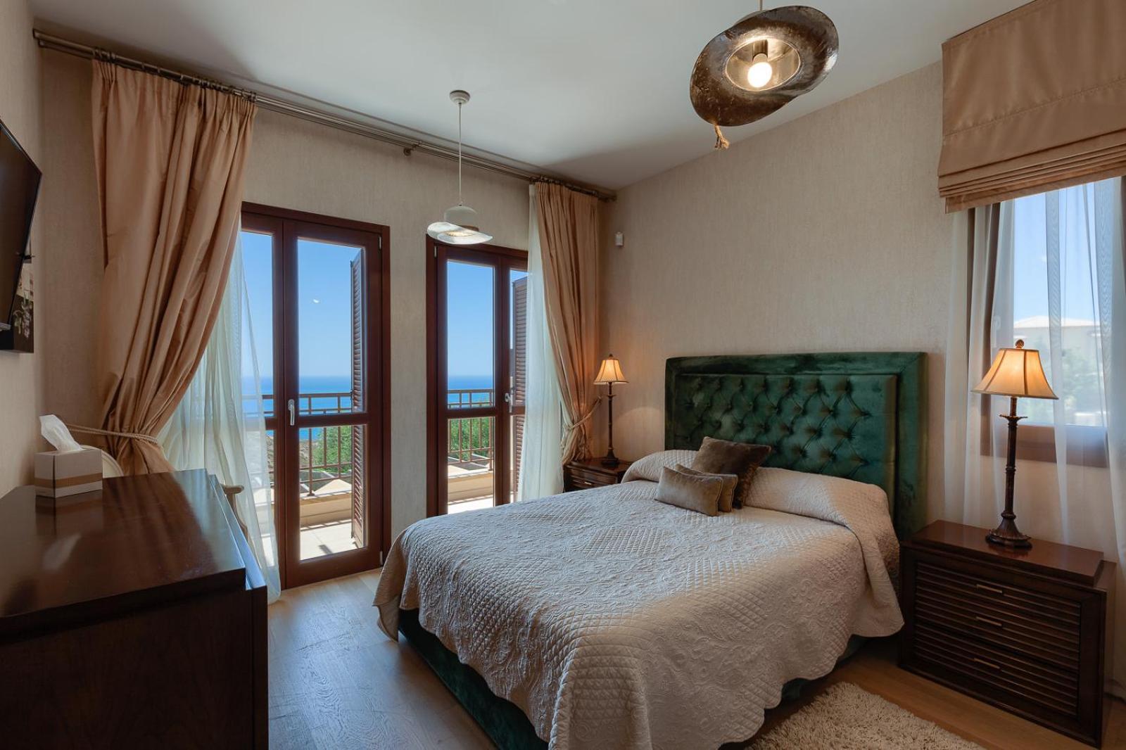 Aphrodite Hills - Junior Resort