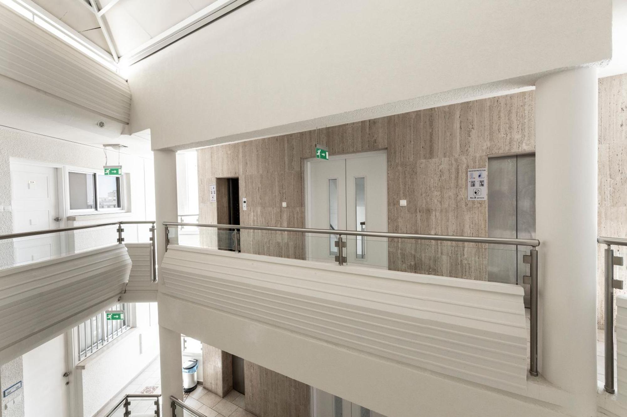 Aparthotel Blazer Larnaca