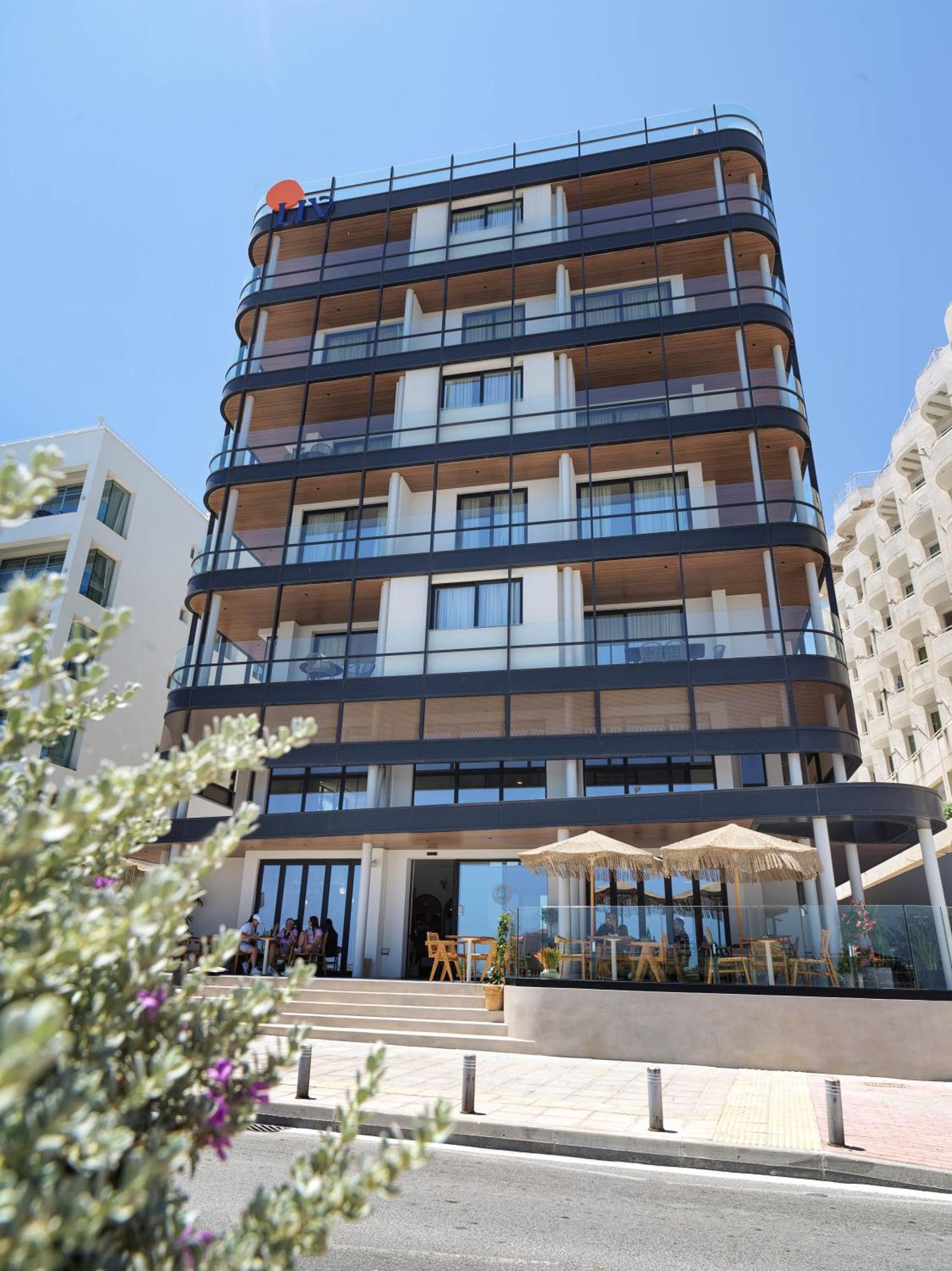 Aparthotel Liv Mackenzie Adults Only *