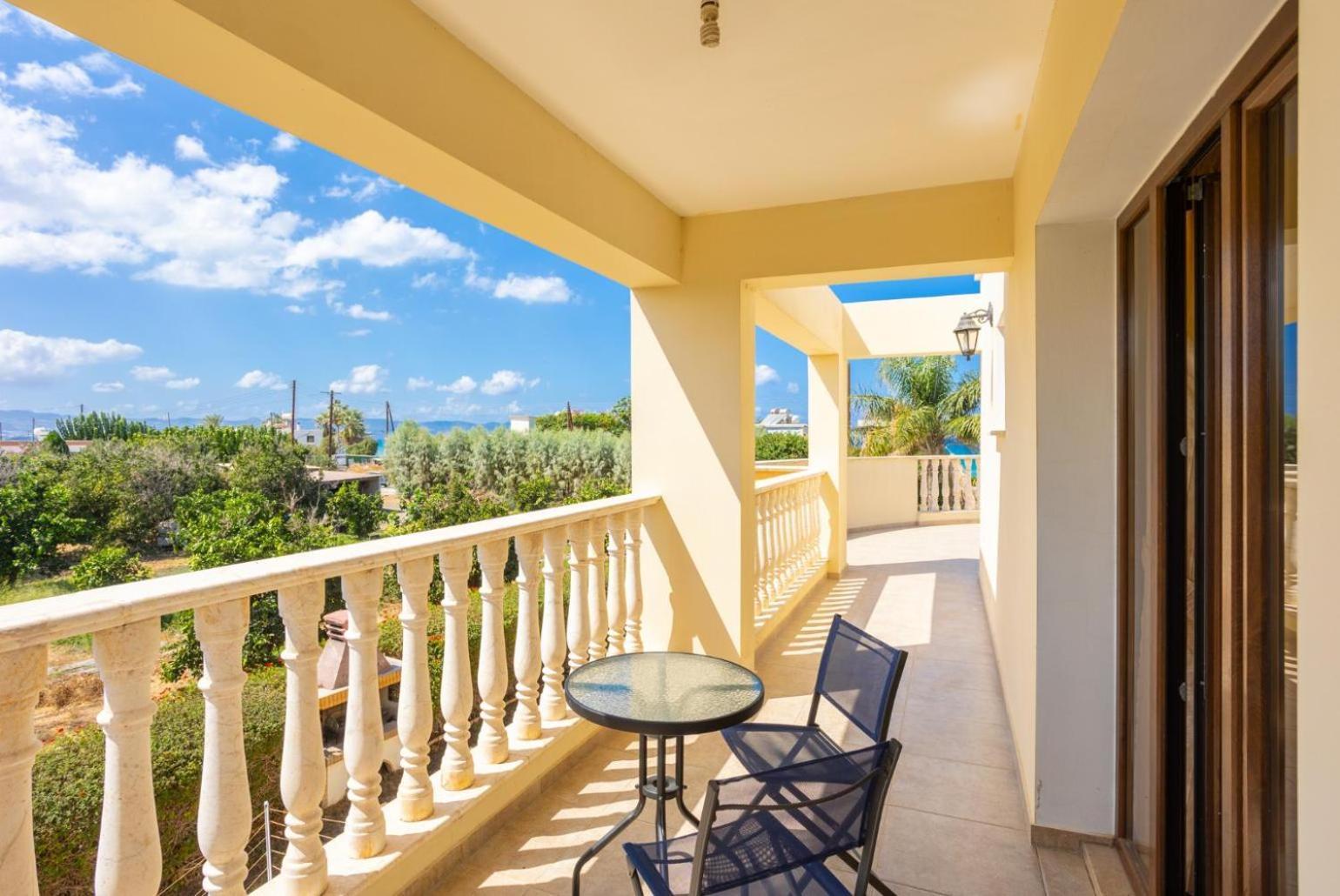 Tsikkos Ena Villa Argaka
