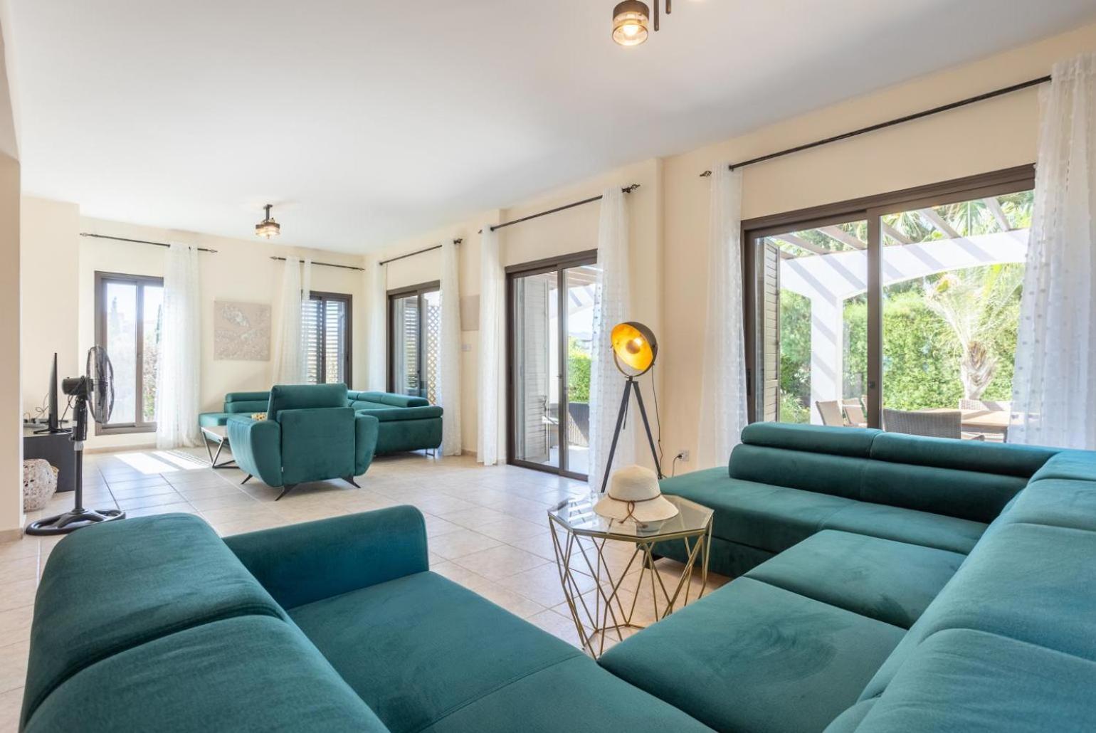 Villa Anna Lachi