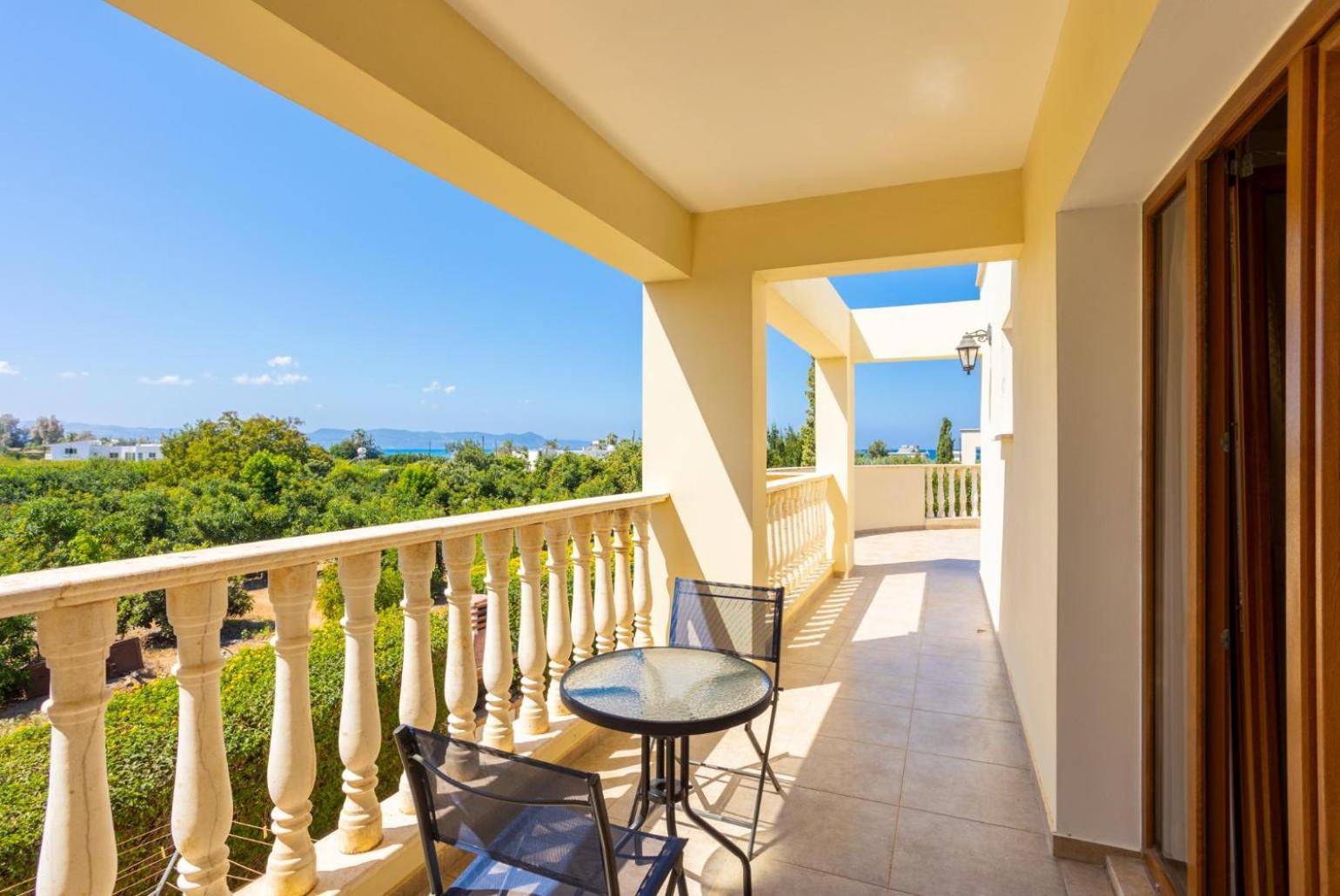 Villa Tsikkos Tessera Argaka