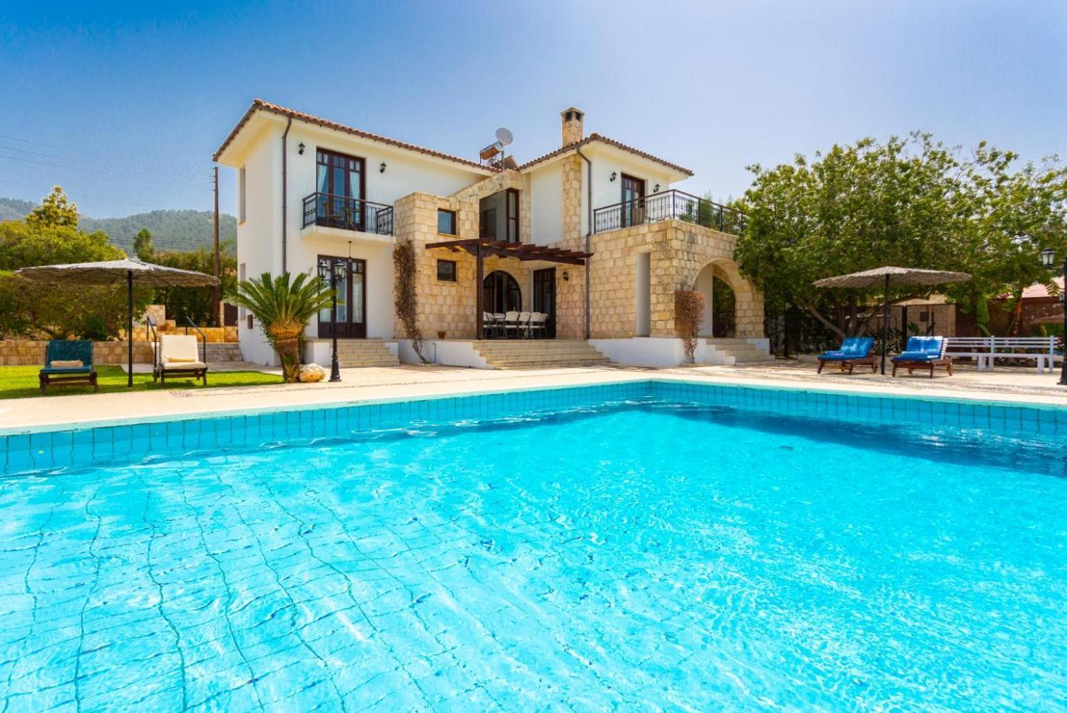Villa Minoas
