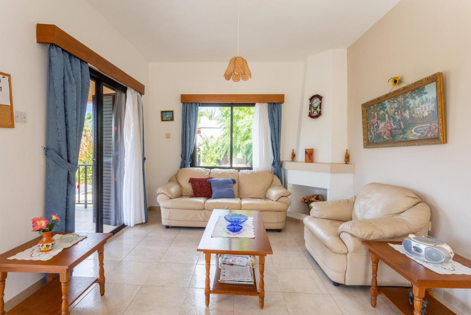 Eleni Villa Coral Bay