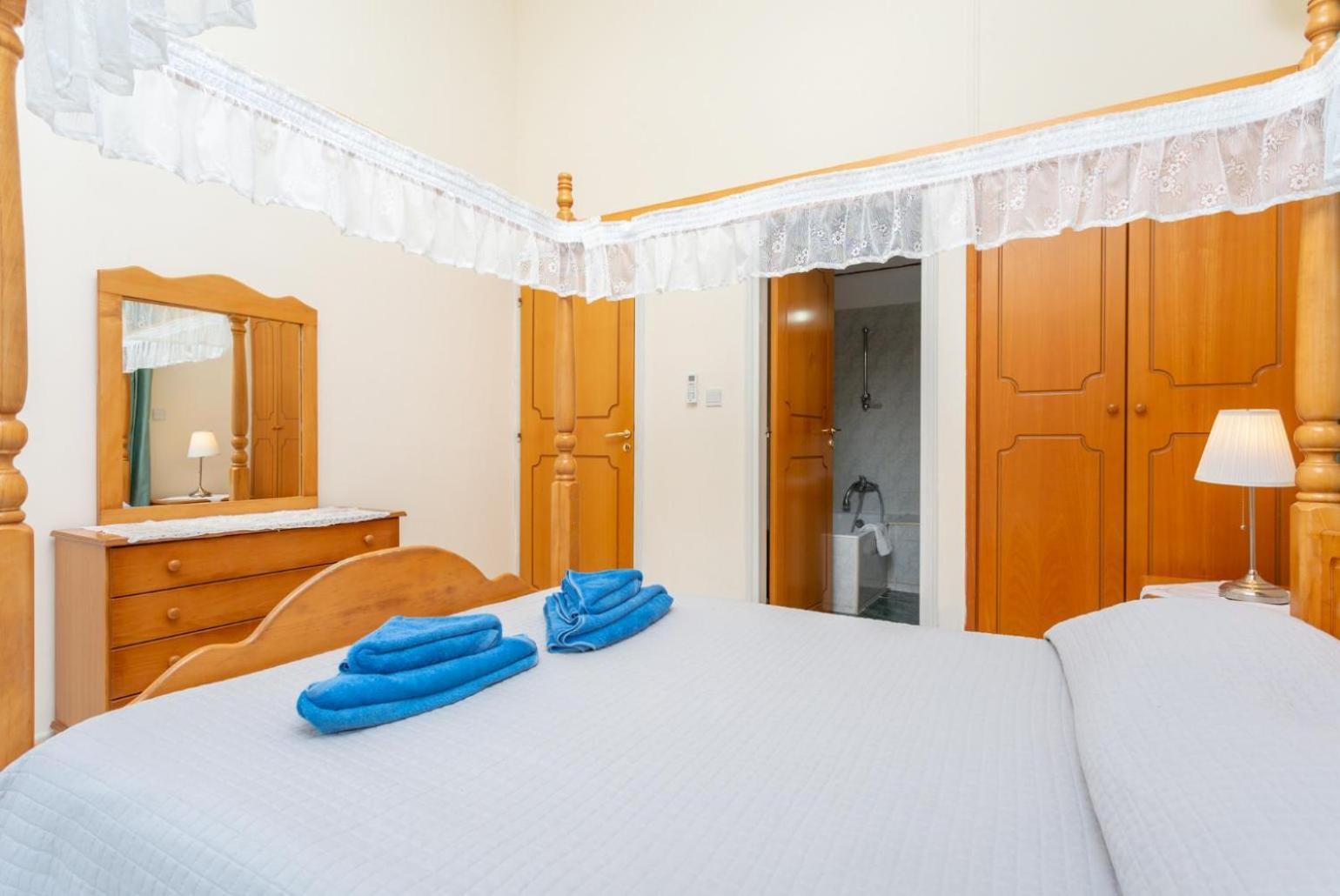 Villa Sun Polis