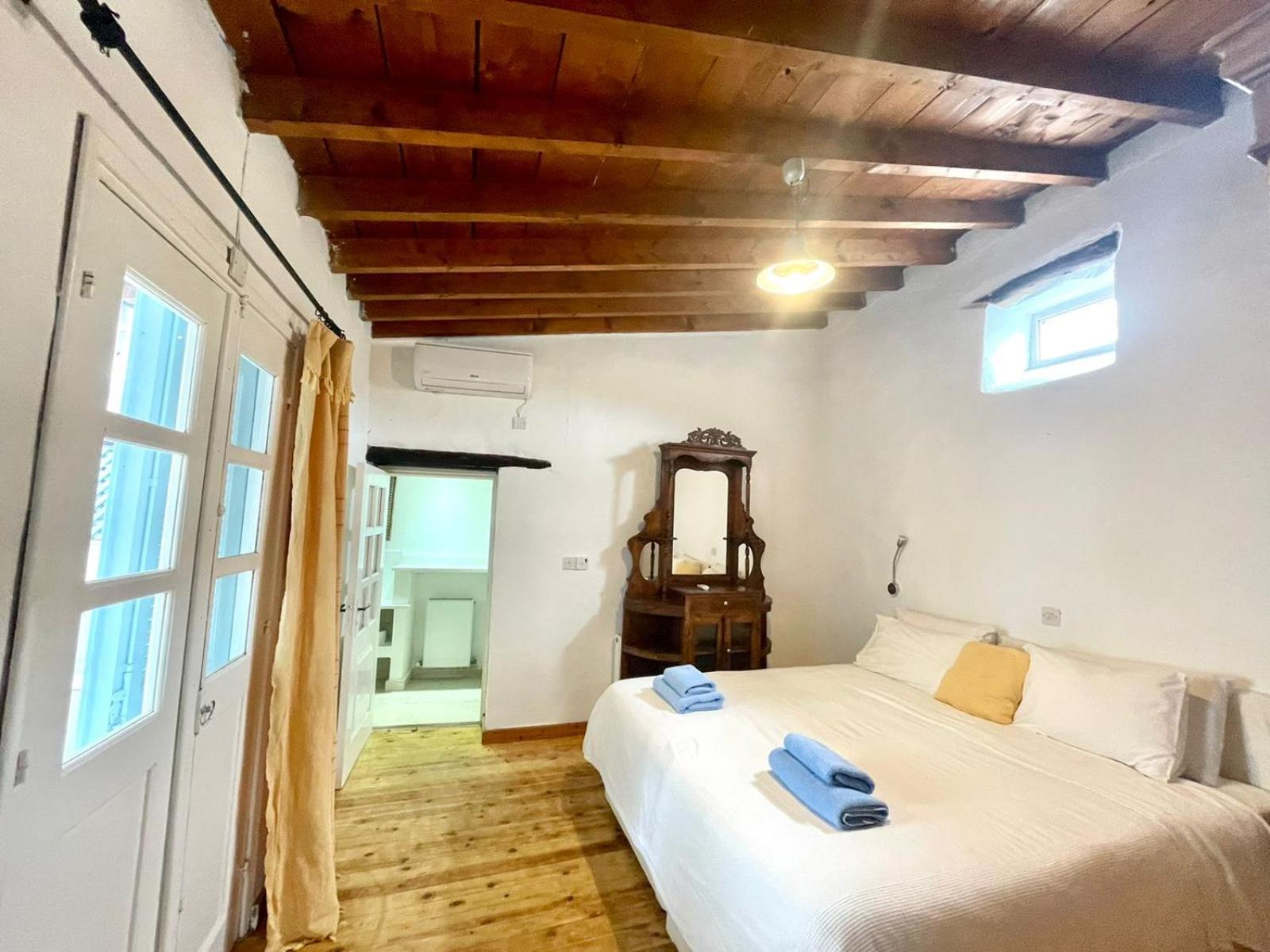 Square - With Pool 3 Minutes Walk * Kalavasos