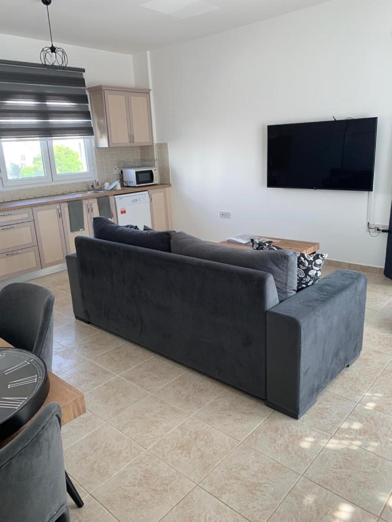 Aphrodite Beachfront - North Cyprus Apartment *