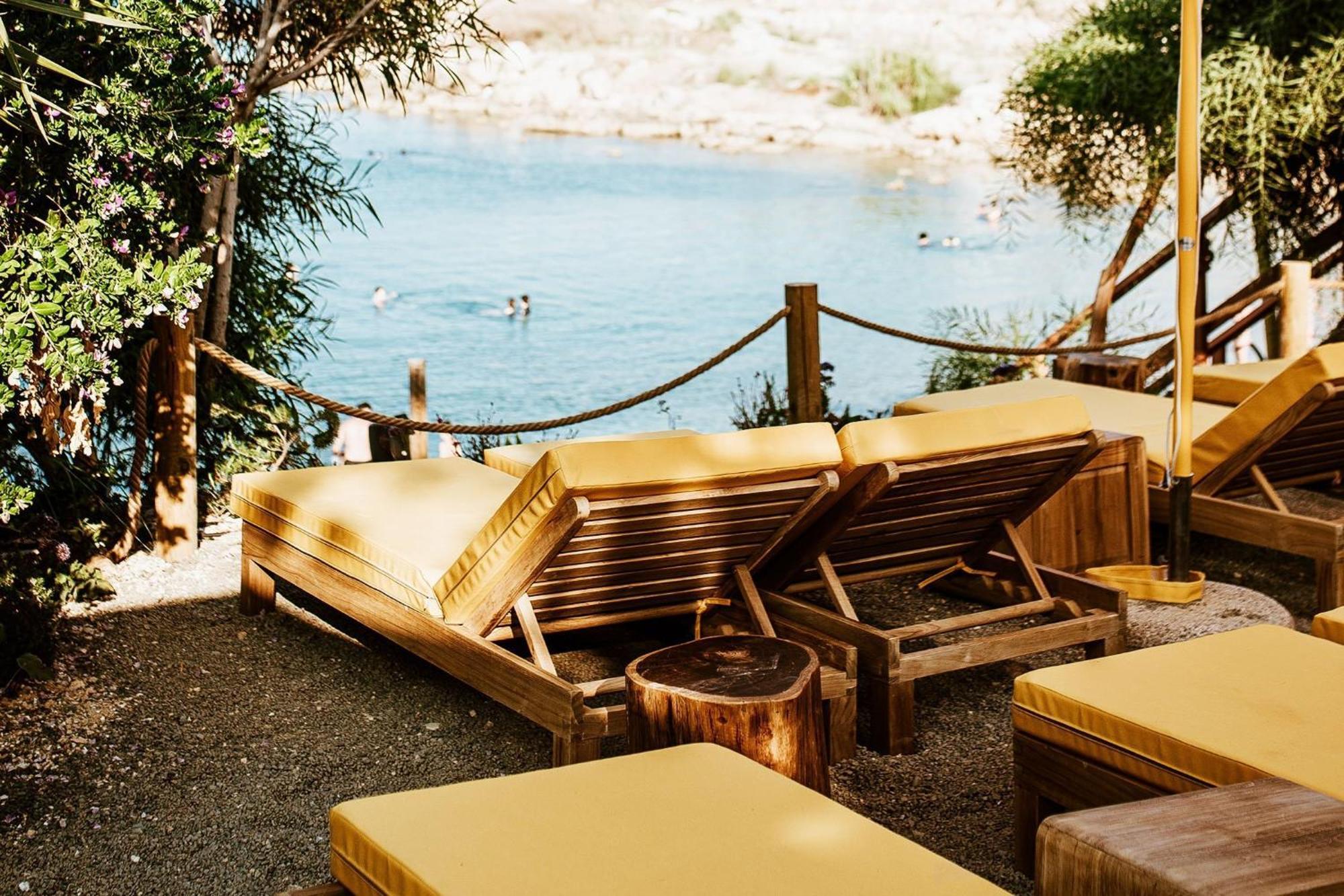 Villa Sirena Blue