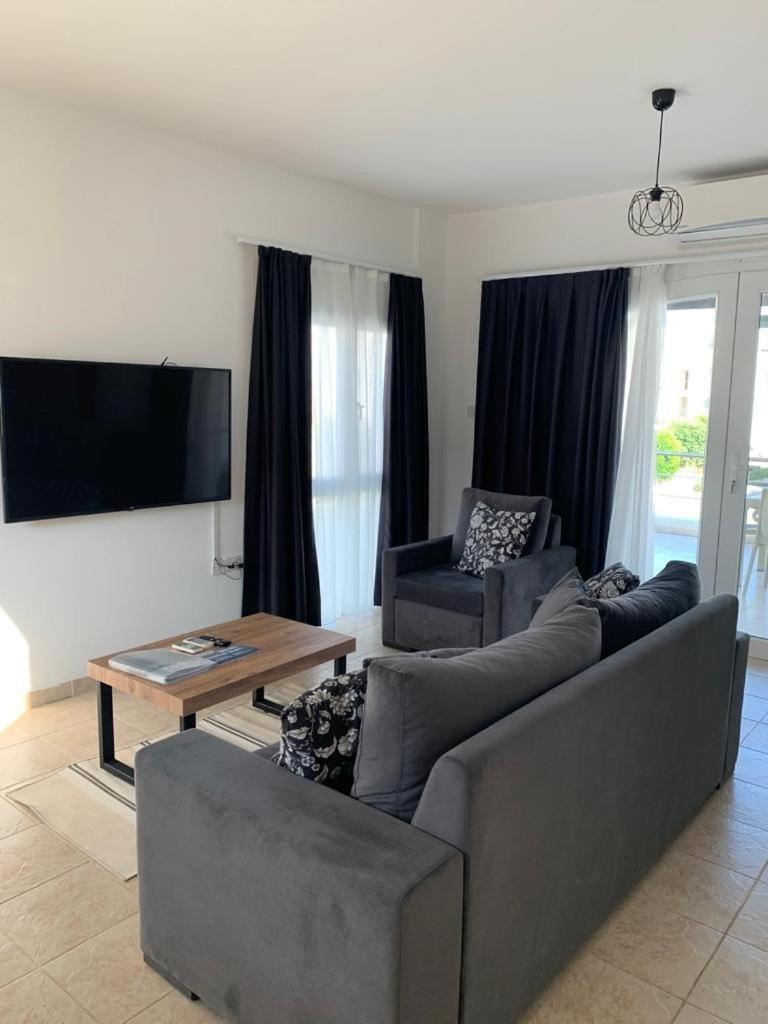 Apartment Aphrodite Beachfront - North Cyprus