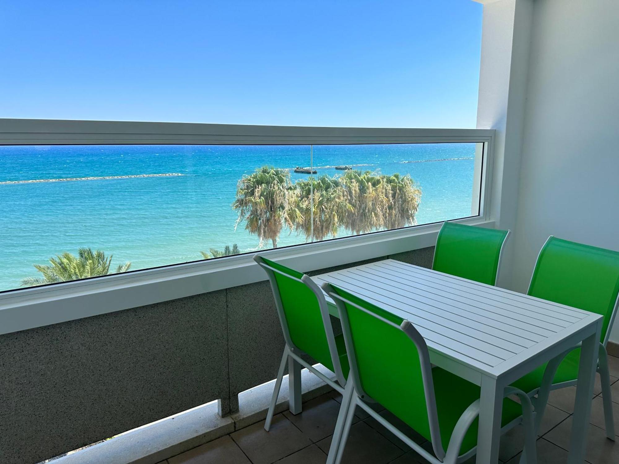 Garnet Beach Apartment *