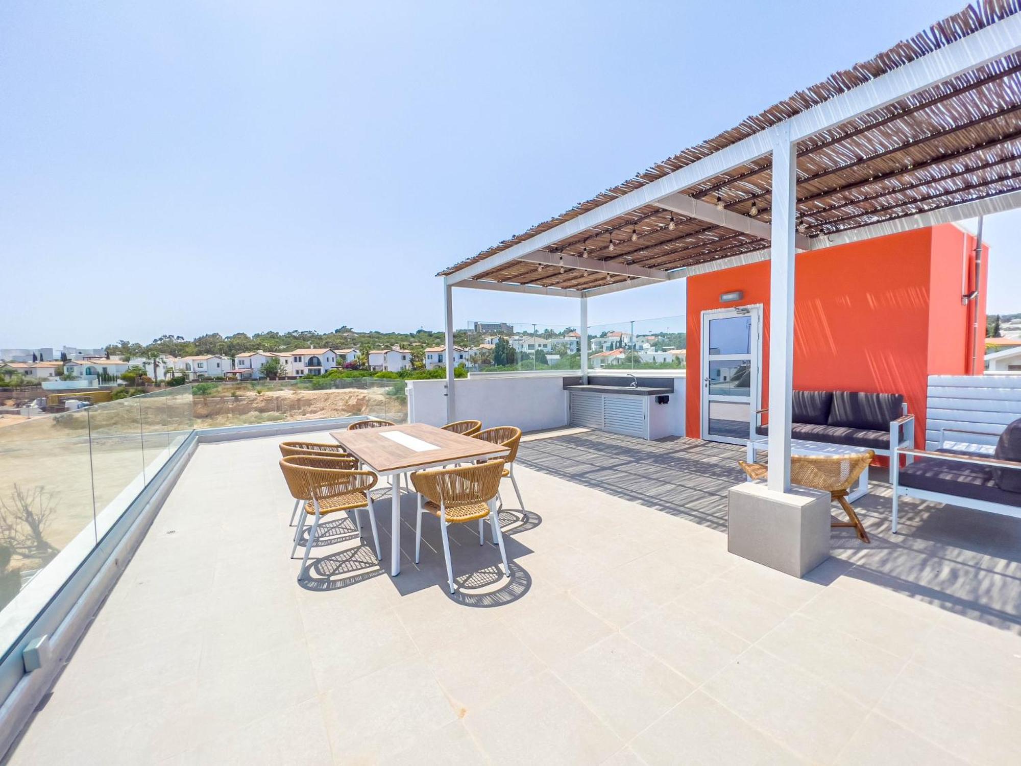 Geo Panoramic Konnos - Pool, Game Room, Gym Protaras