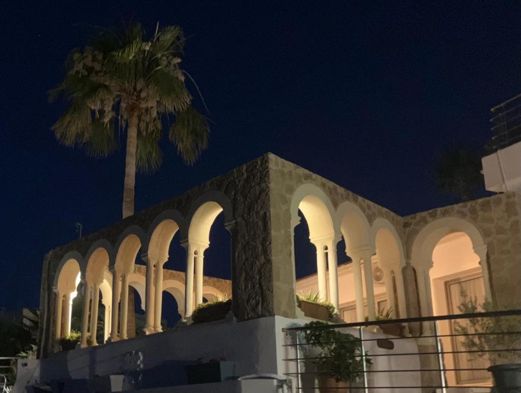 Luxuriant Kyrenia Villa