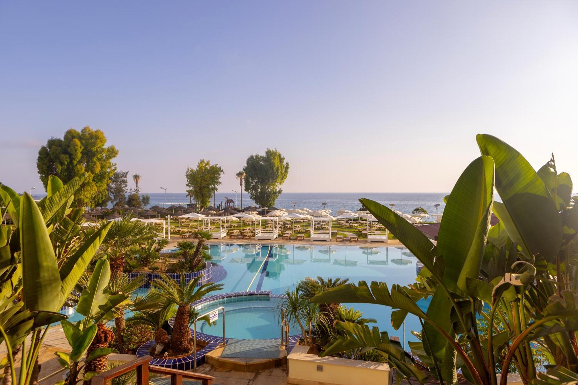 Hotel Capo Bay 5*