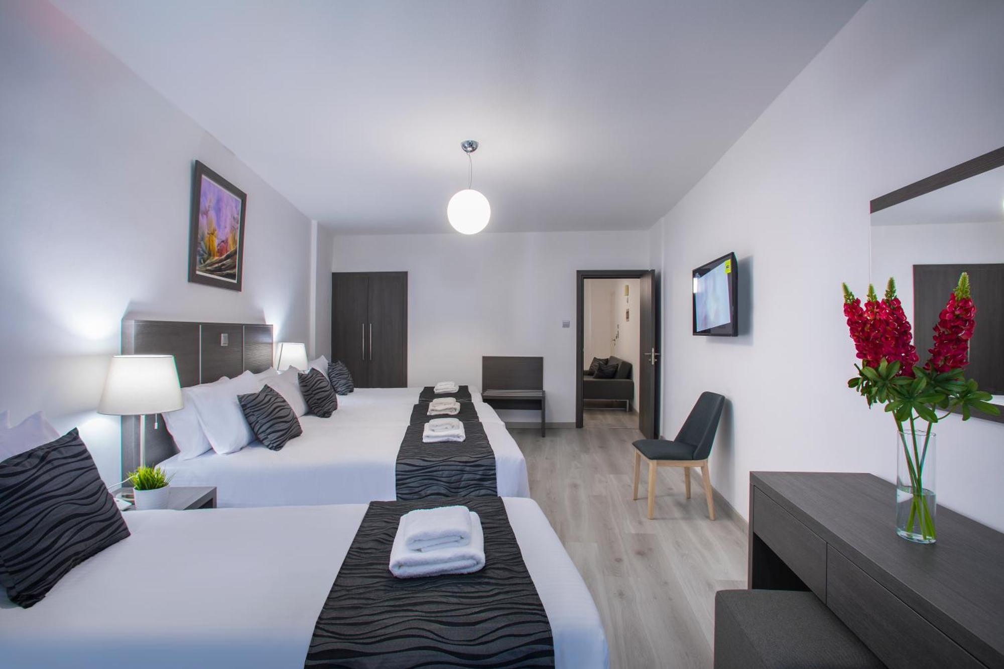 Blazer Aparthotel