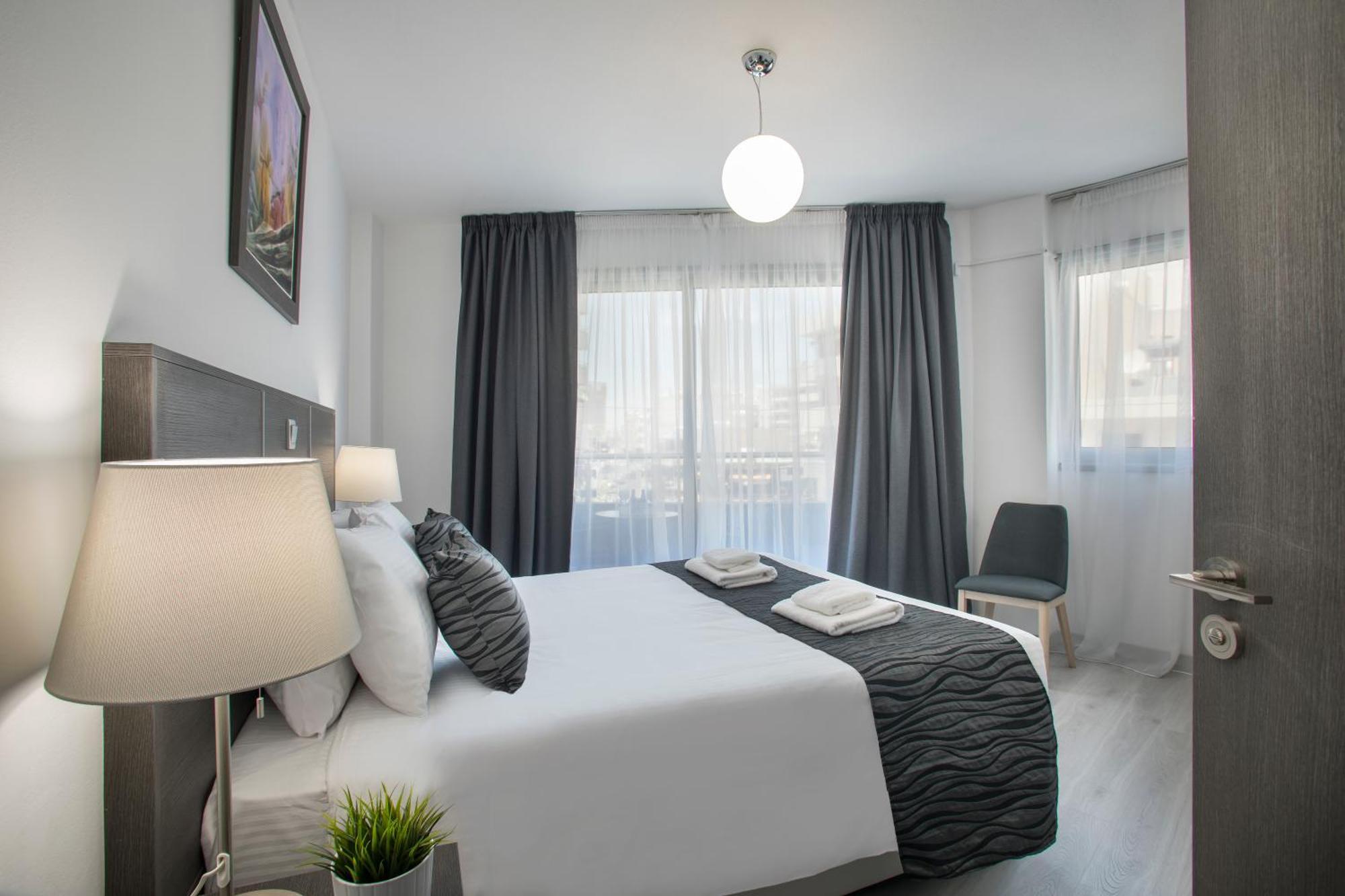Aparthotel Blazer Larnaca