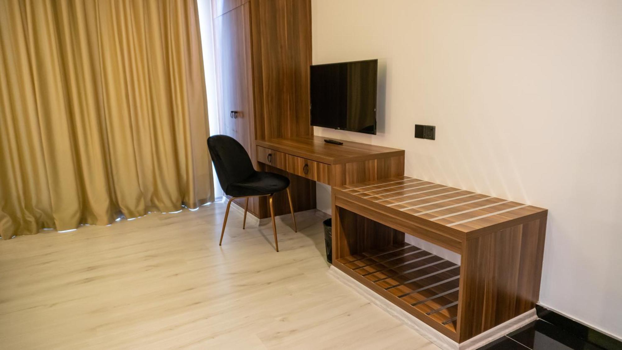 Hotel Crown Salamis Famagusta (Northern Cyprus)