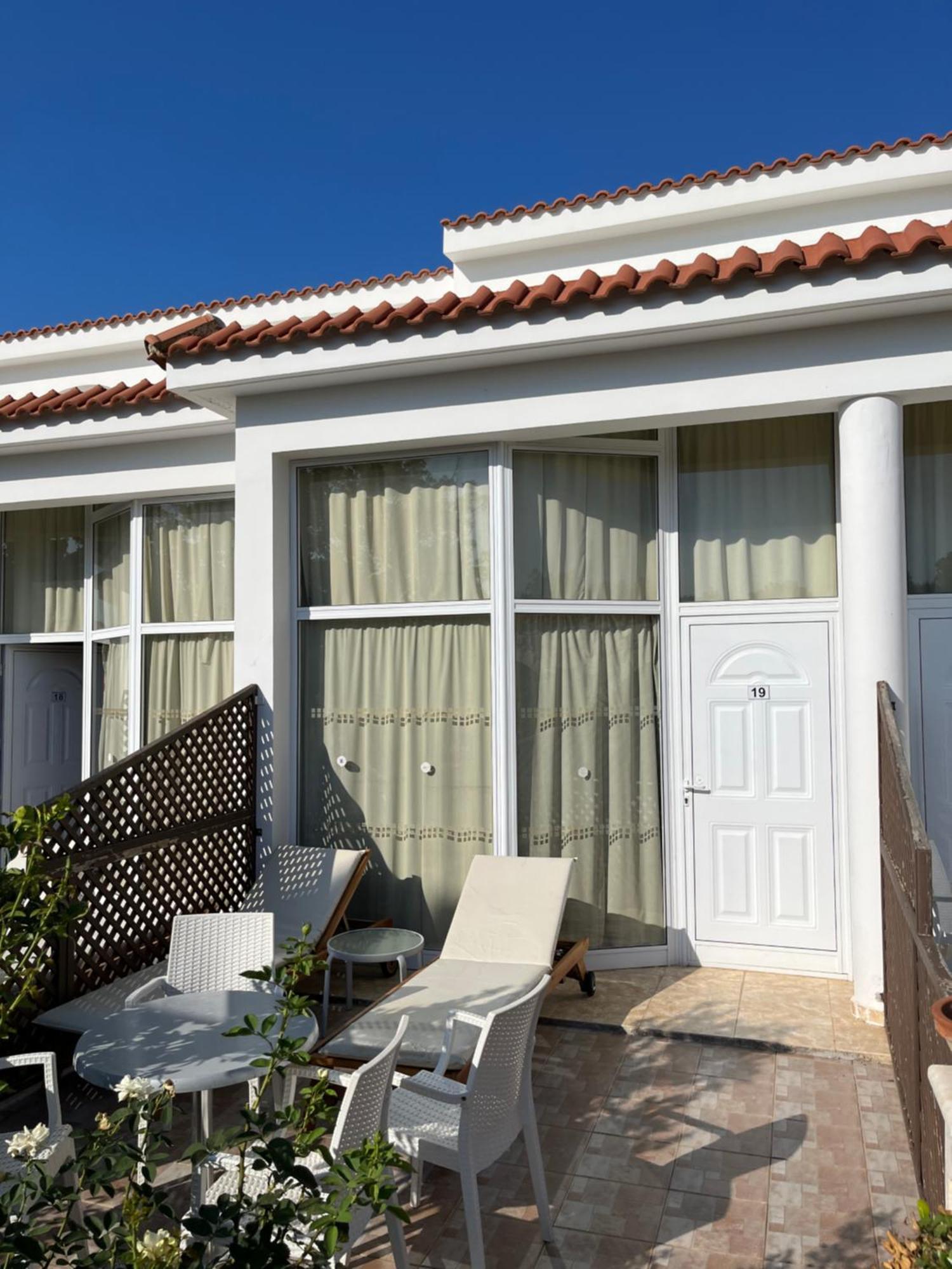 Eliofos Elegant Maisonettes Aparthotel