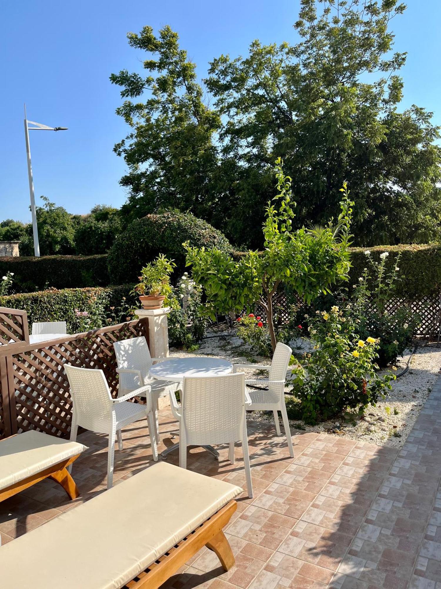 Eliofos Elegant Maisonettes