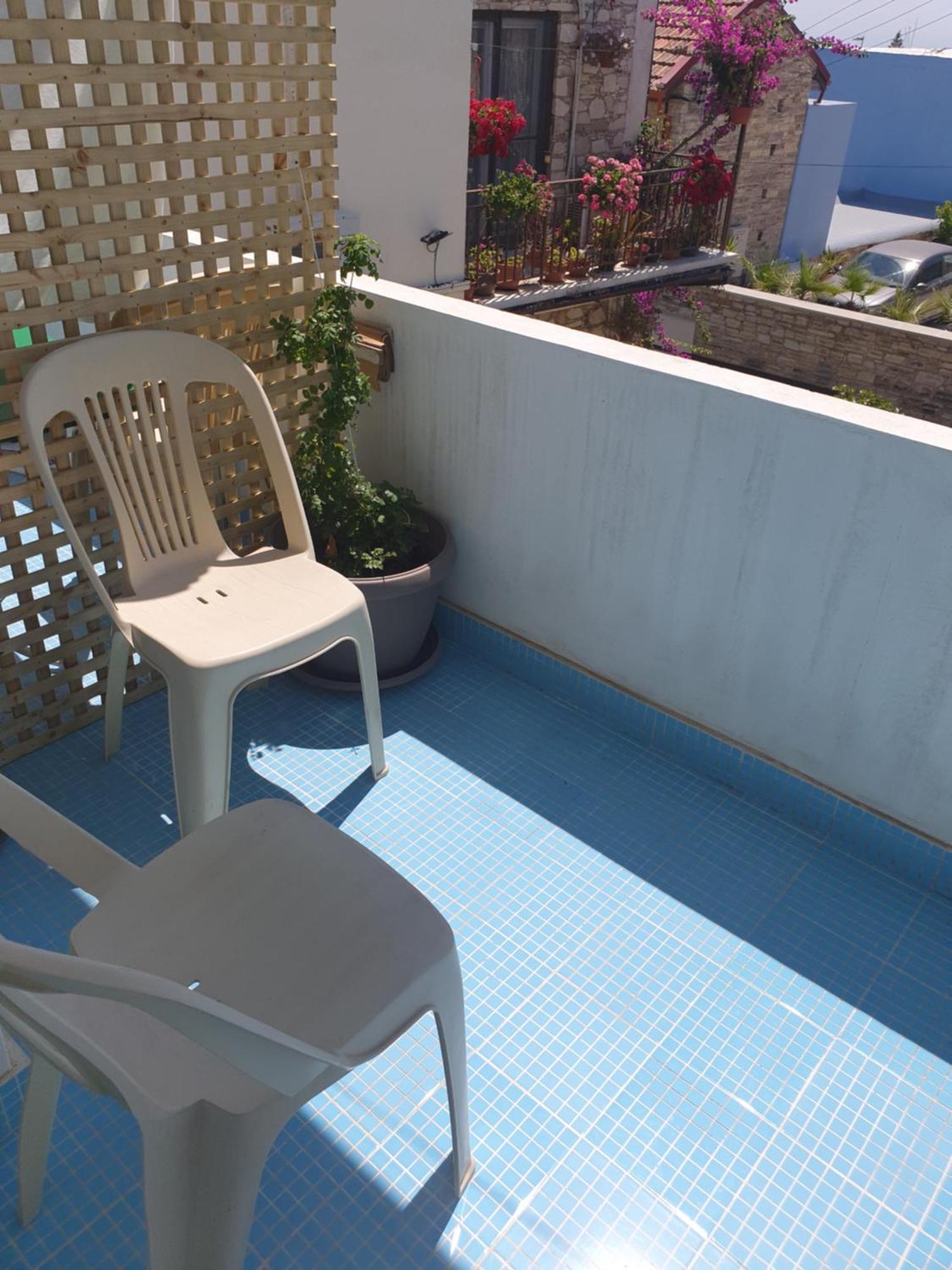 Indie7house * Pano Lefkara