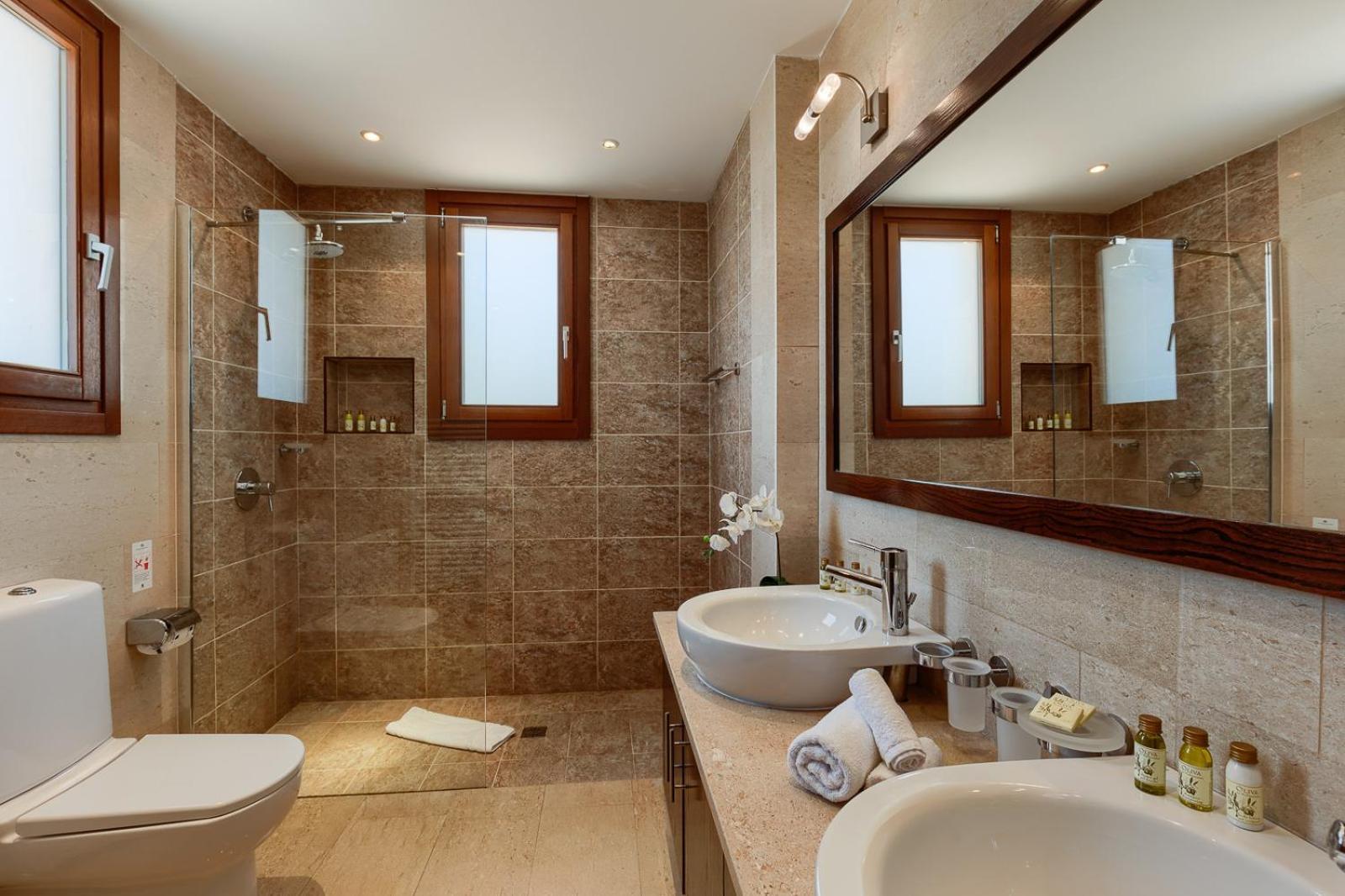 Resort Aphrodite Hills 4*