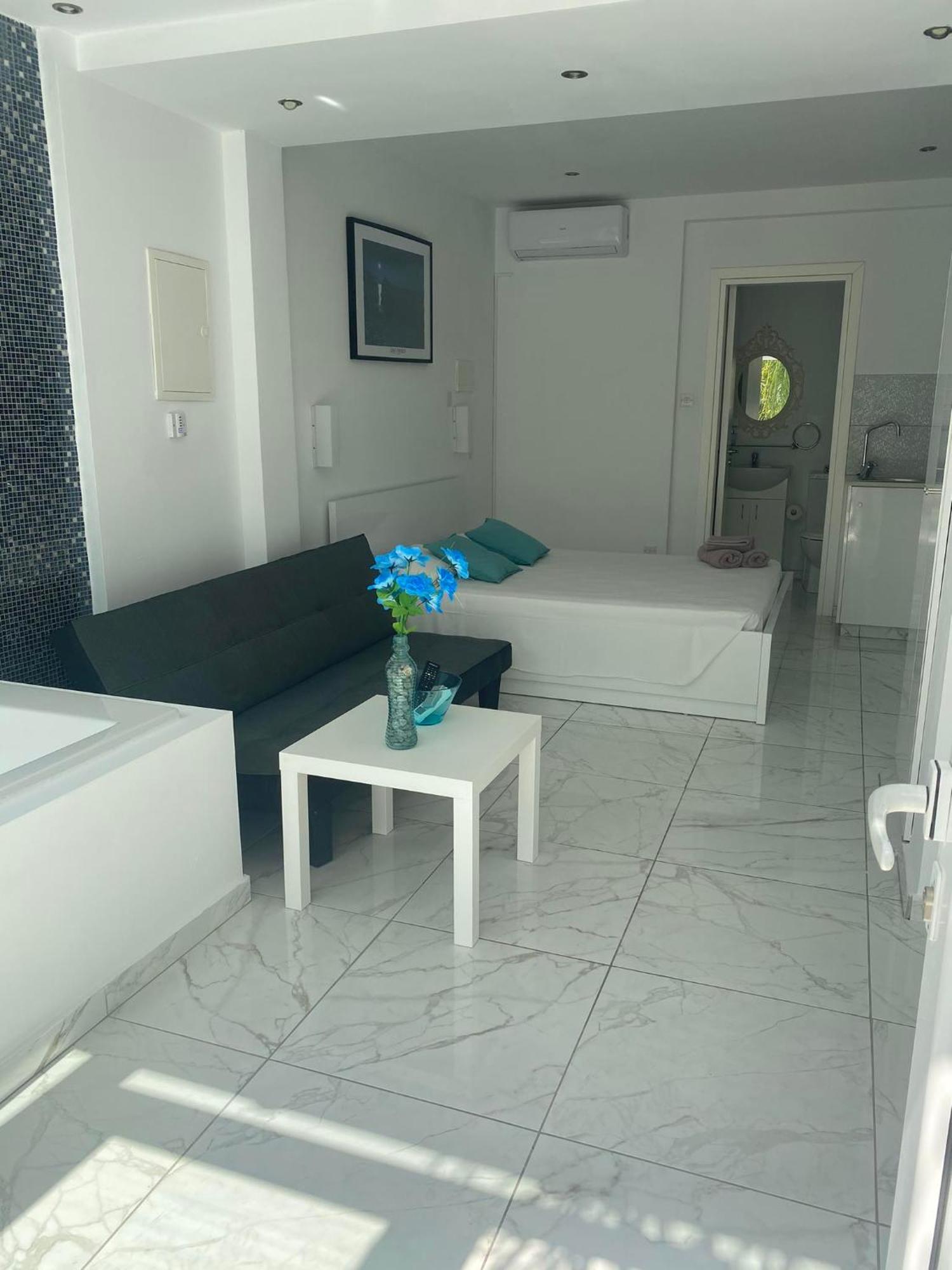 Apartment Nissi49 *