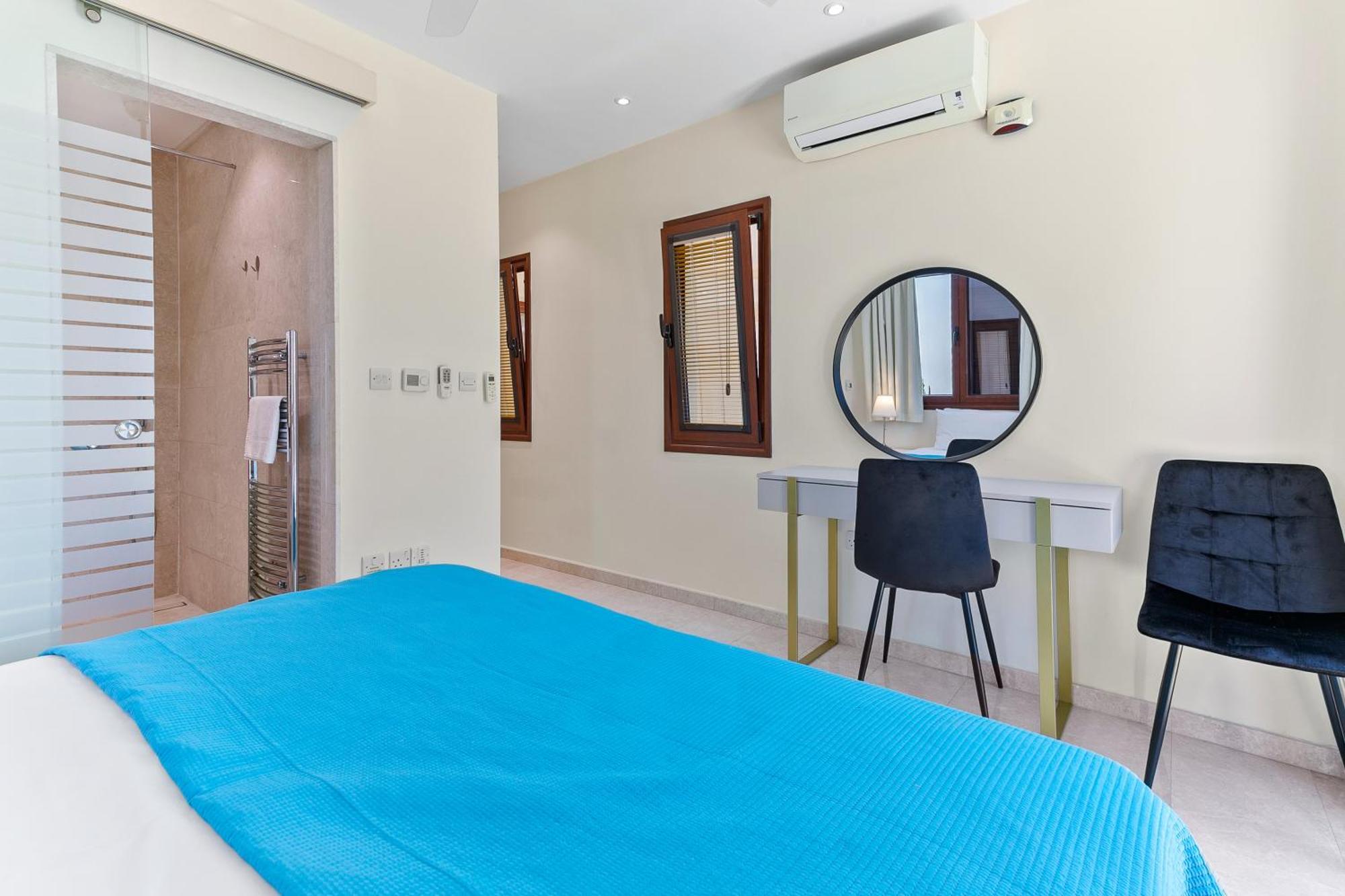 5 Bedroom Poseidon With Private Pool, Aphrodite Hills Villa Kouklia