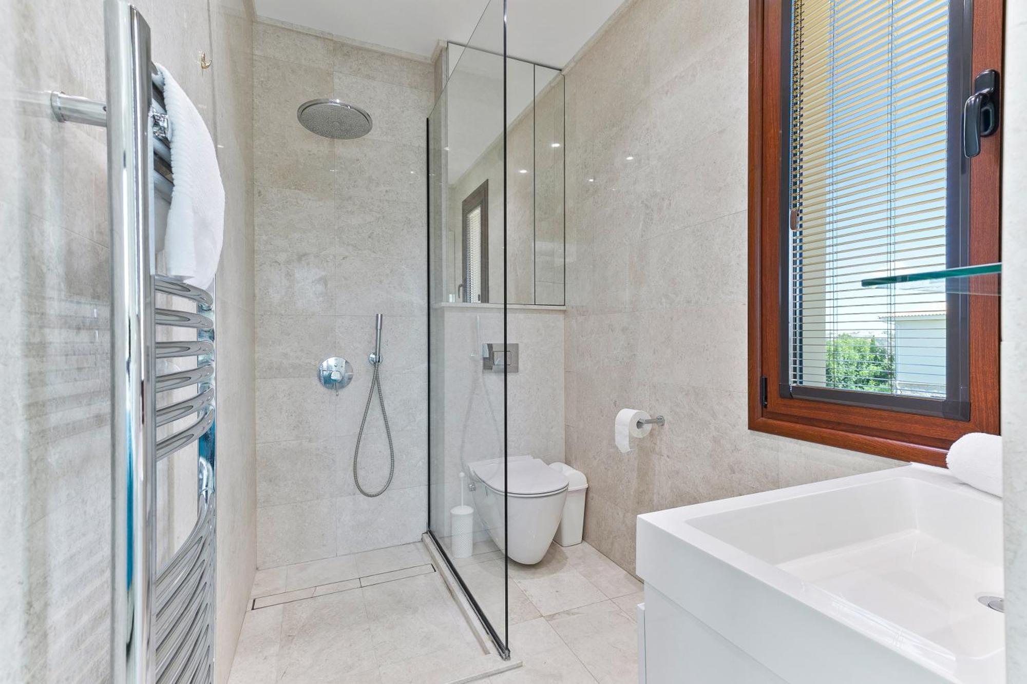 5 Bedroom Poseidon With Private Pool, Aphrodite Hills *