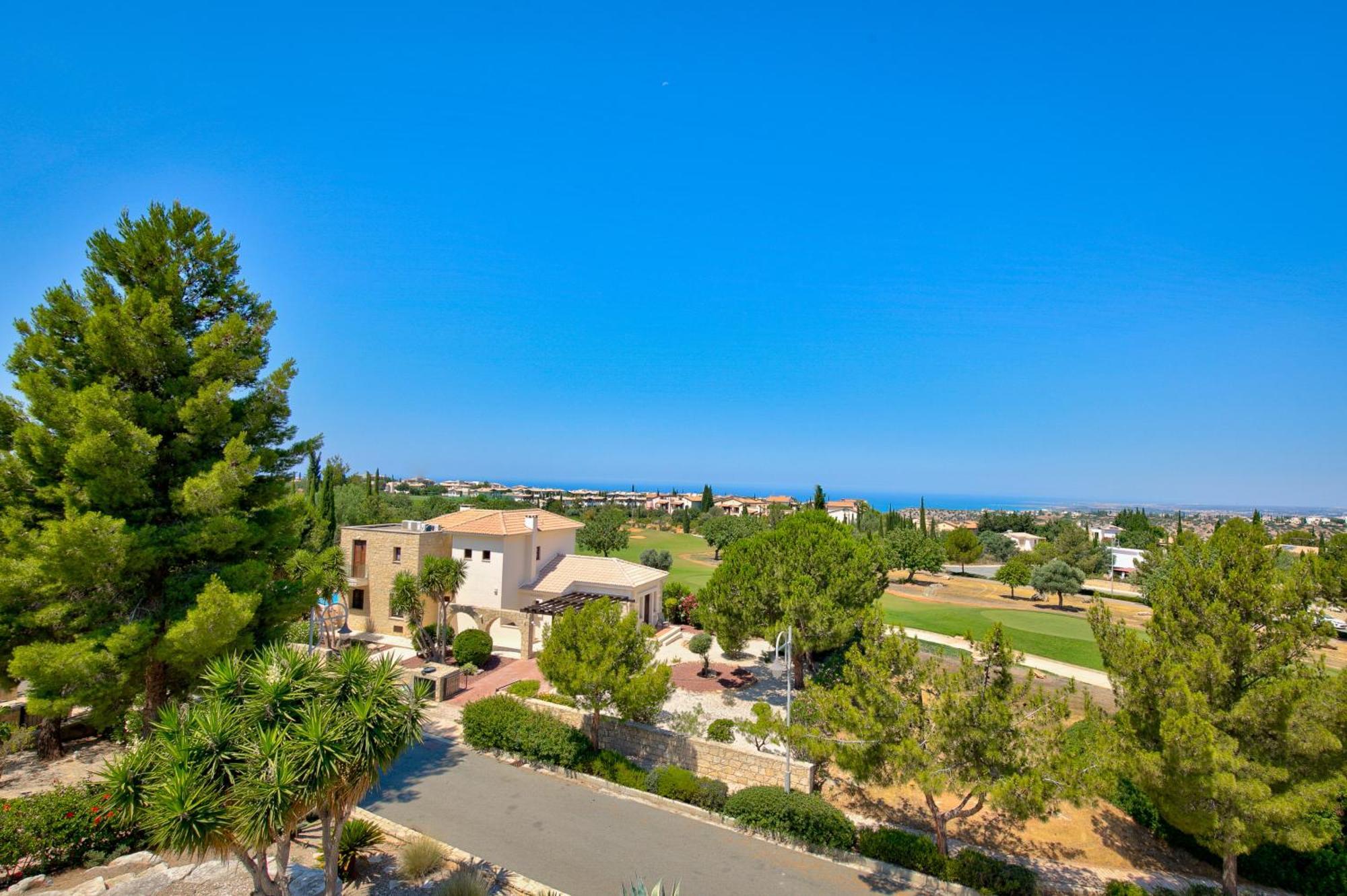 Villa 5 Bedroom Poseidon With Private Pool, Aphrodite Hills Kouklia
