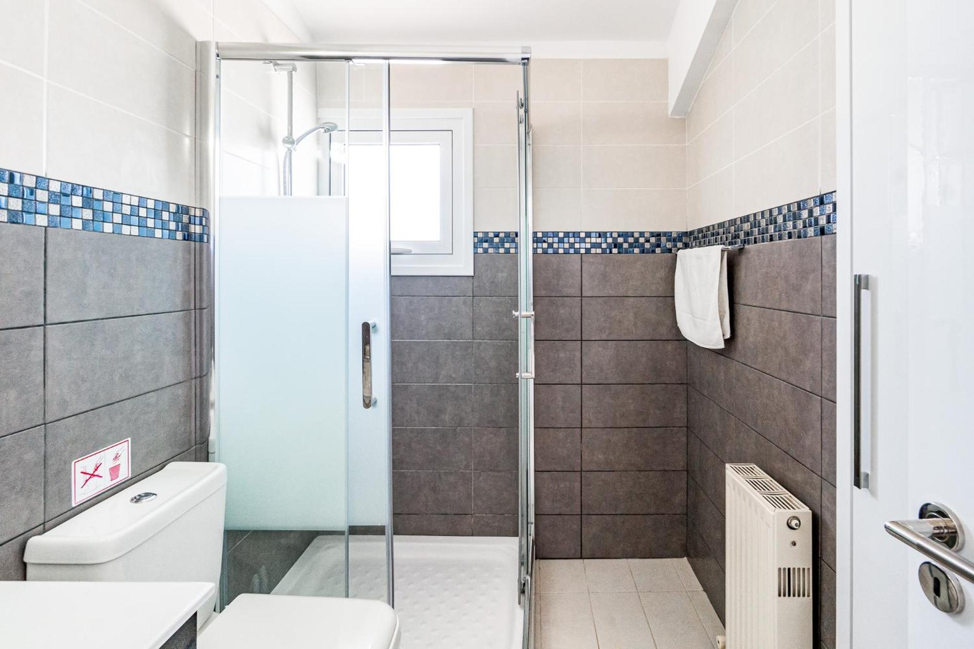 Front Aqua Marina By Ezoria * Paralimni