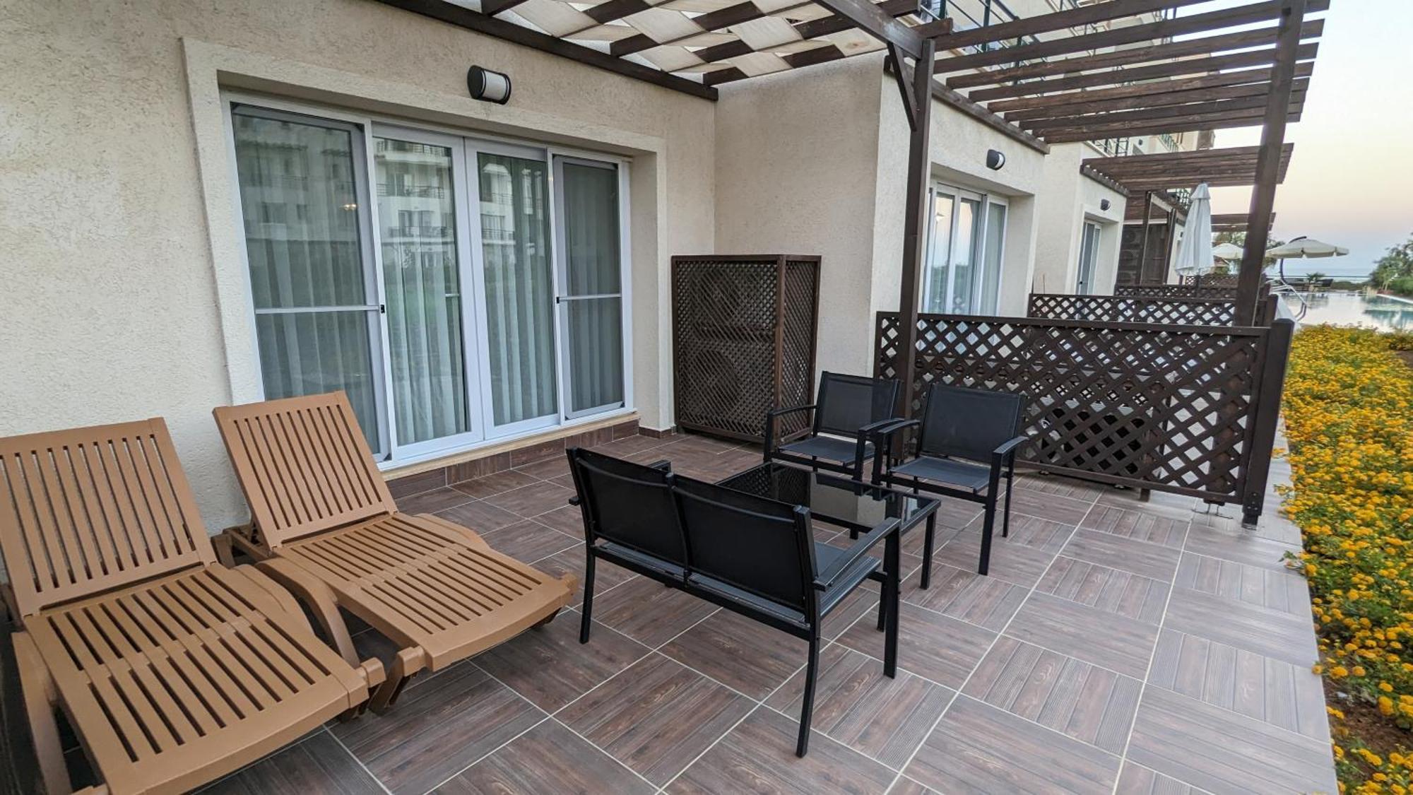 Apartment Smart With Large Terrace