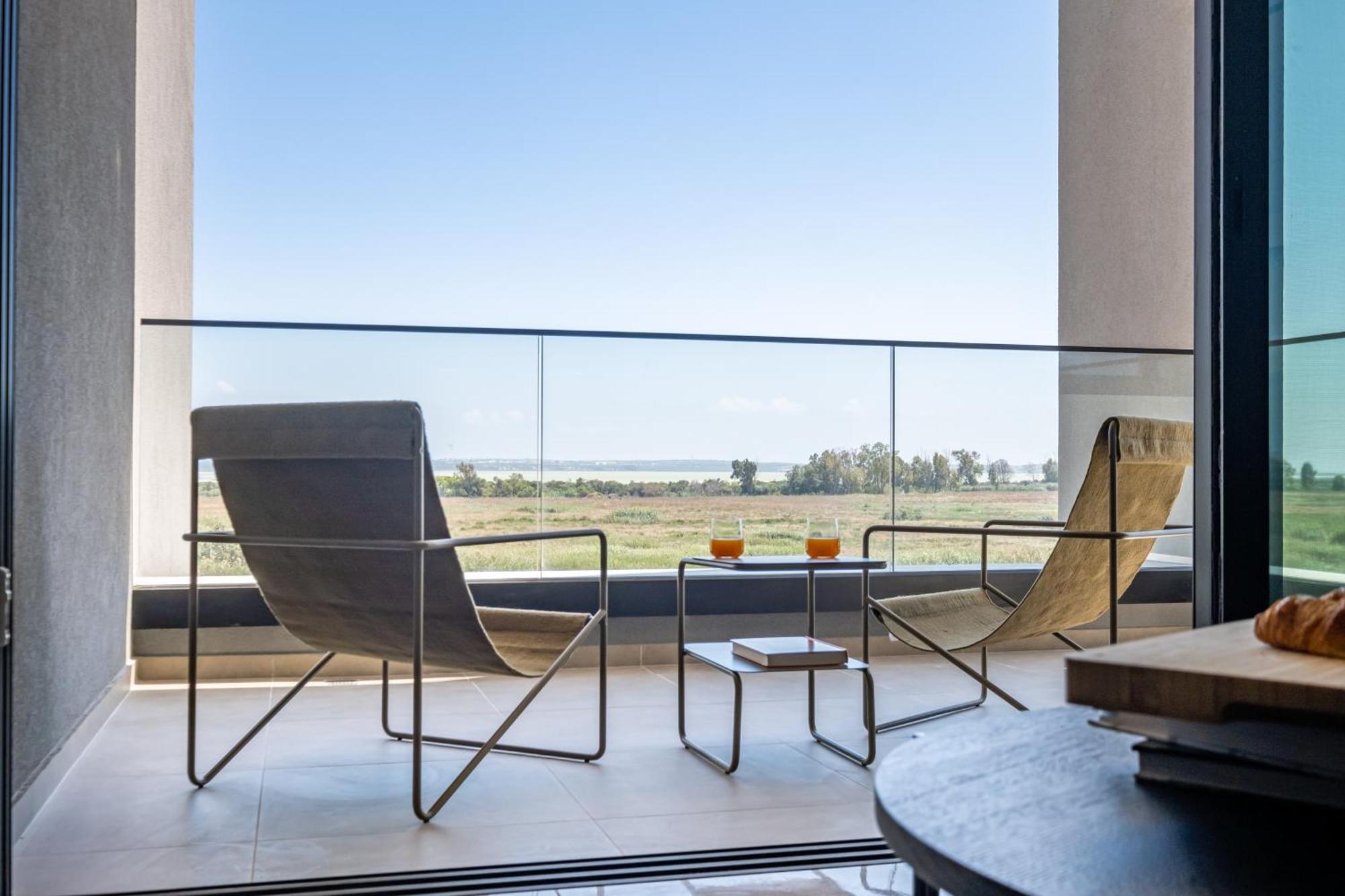 Sunset Gardens Apartment *