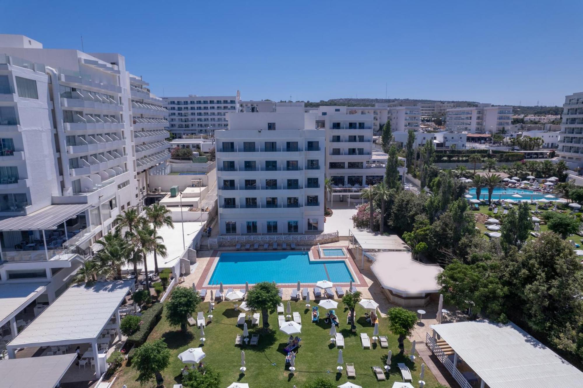 Iliada 4* Protaras