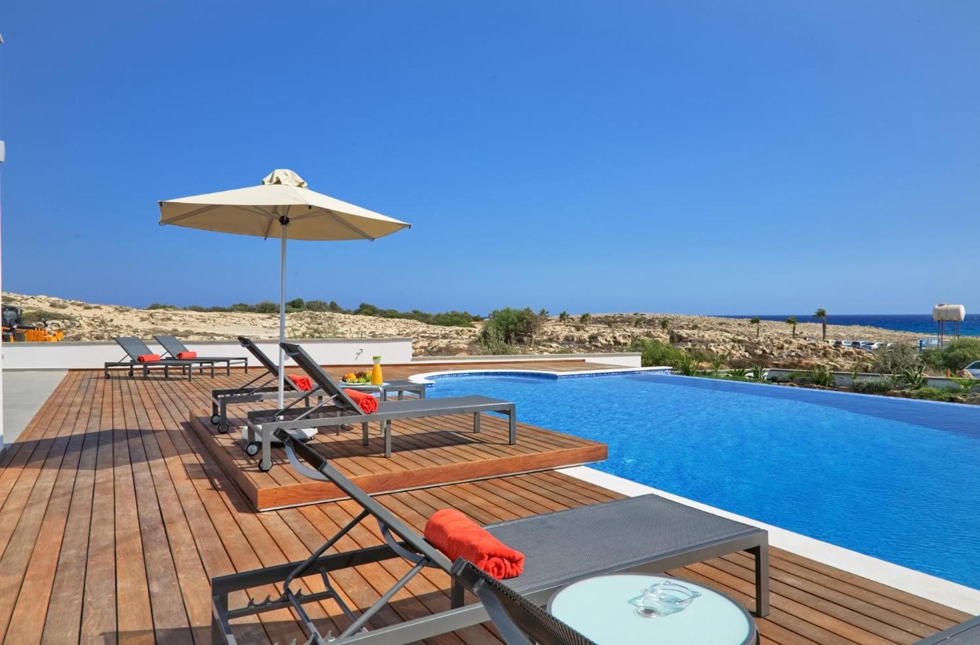 Pousada Beachfront Luxury Idania *