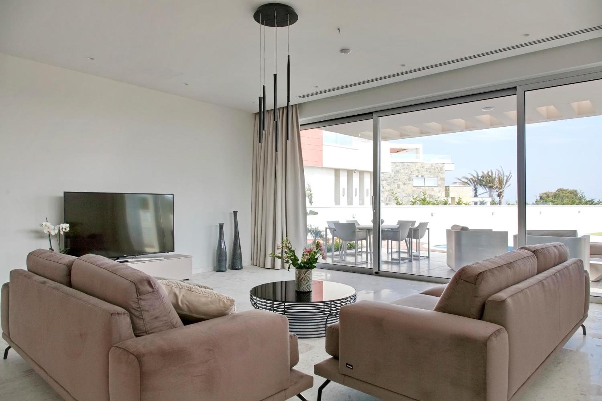Beachfront Luxury Idania Pousada *