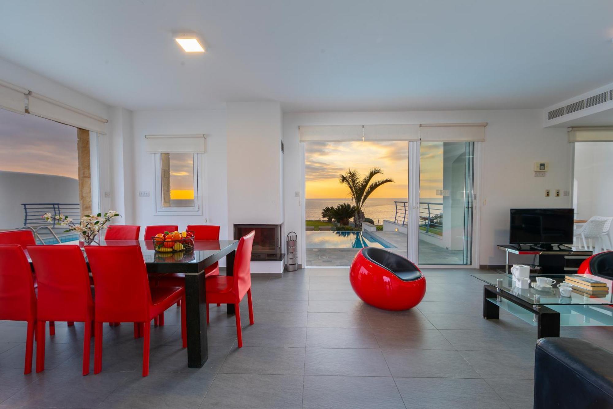 Blue Coral Villas: Exclusive Oceanfront Retreat Pousada