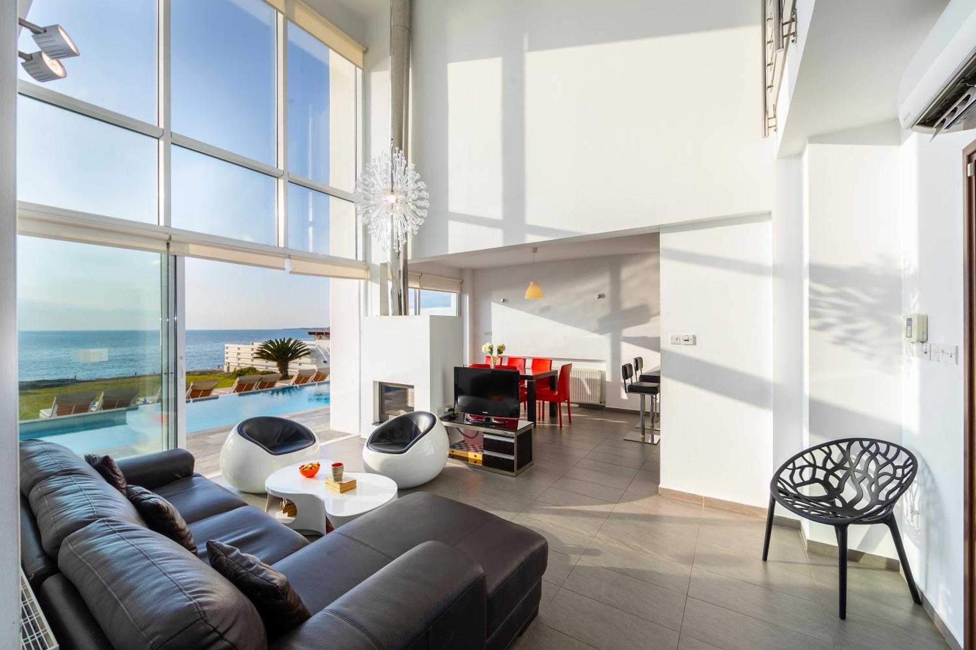 Blue Coral Villas: Exclusive Oceanfront Retreat