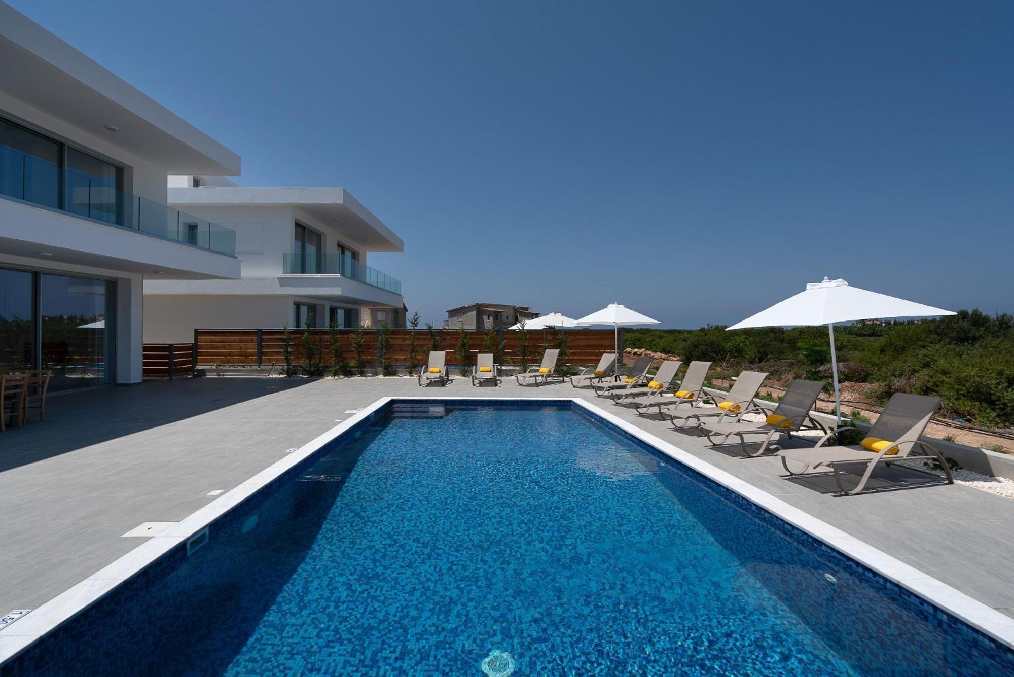 Sea Point Villa Coral Bay