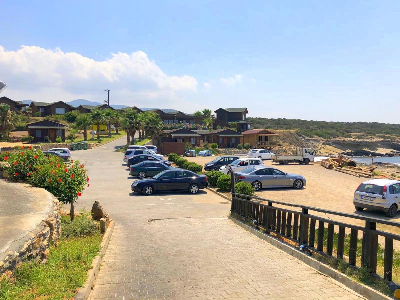 Guest house Zambak Village & Restaurant Superb Seafront Location !