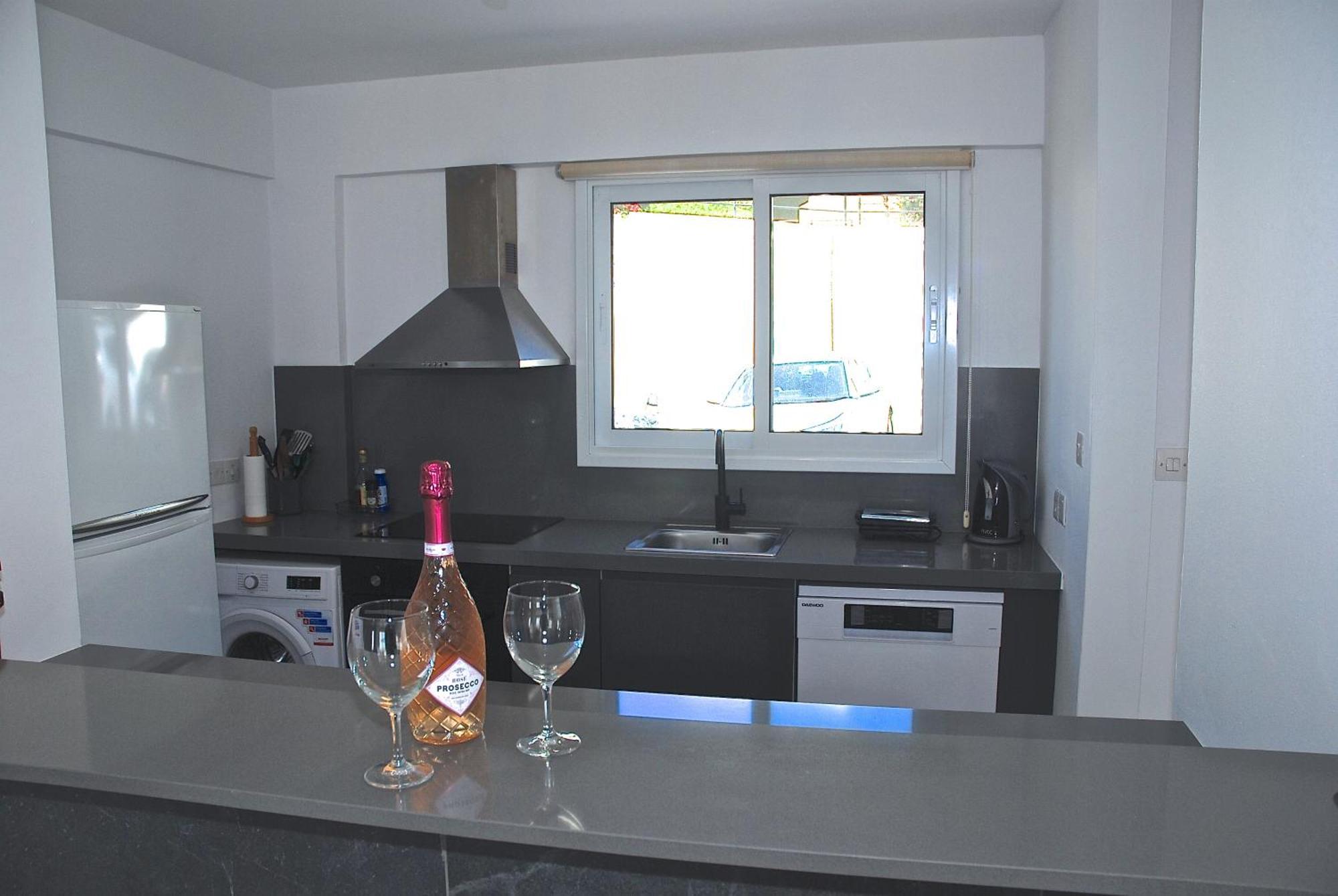 Sunshine Apartment *