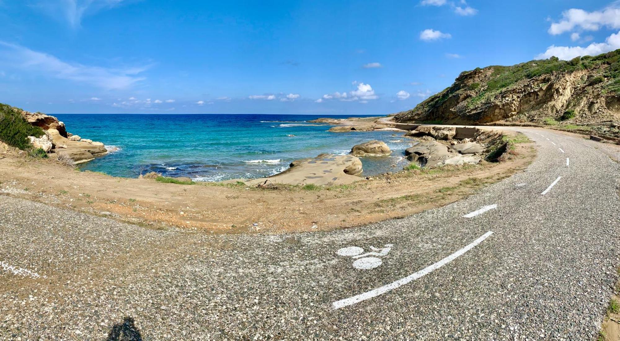 Boho Bay Akanthou