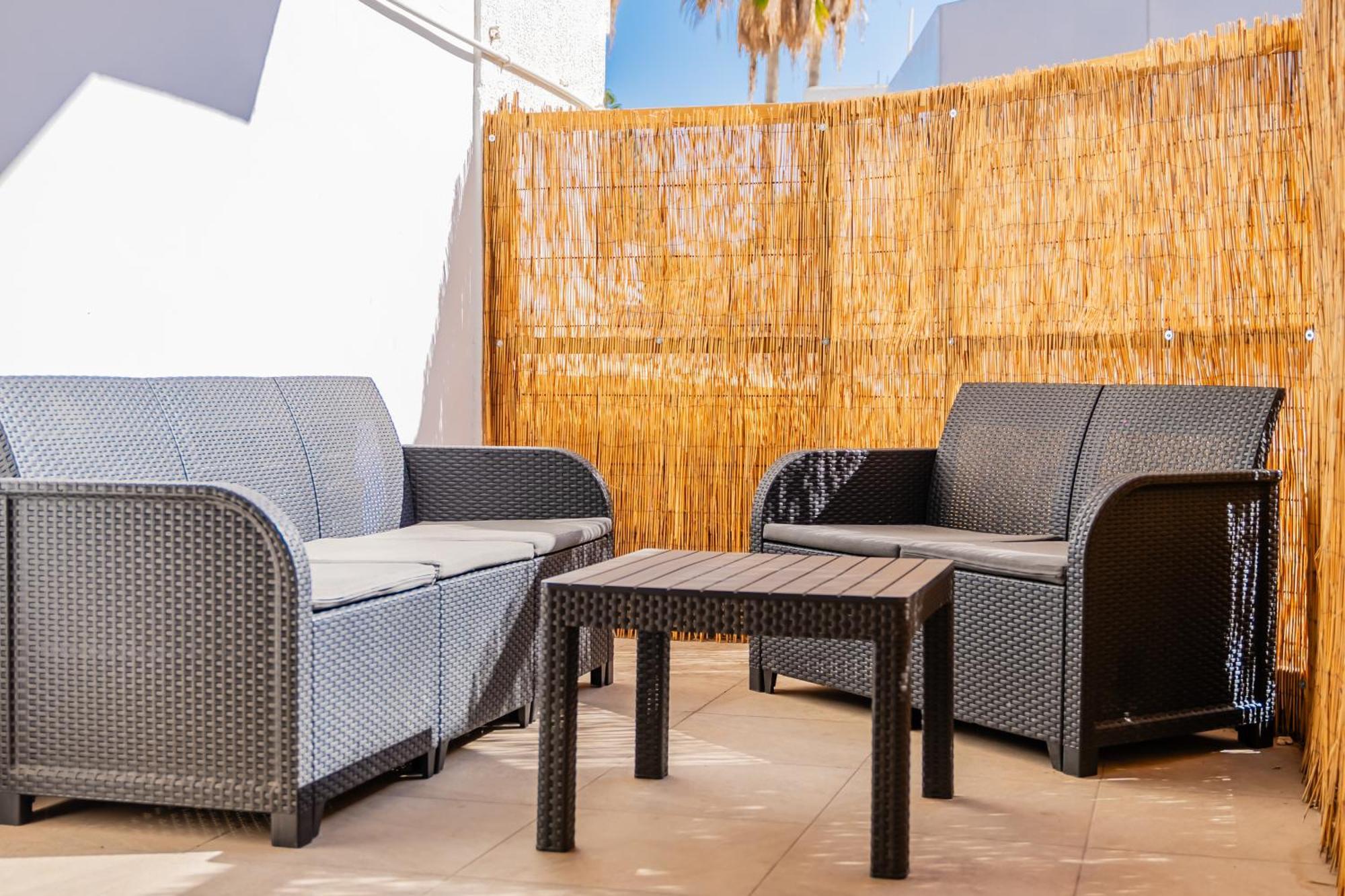 Sant Deluxe Apartment