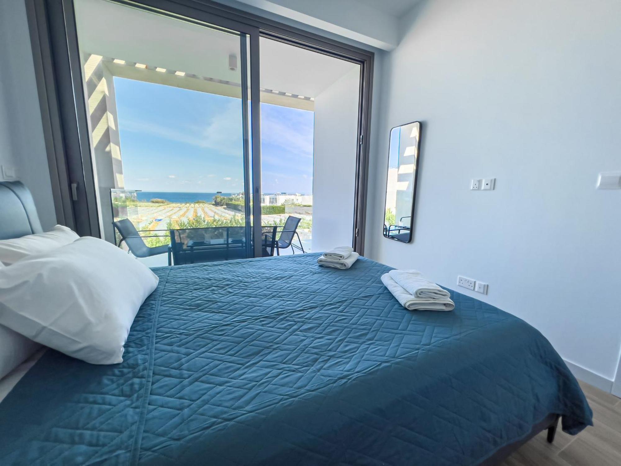 Villa Azure Vista Collection *